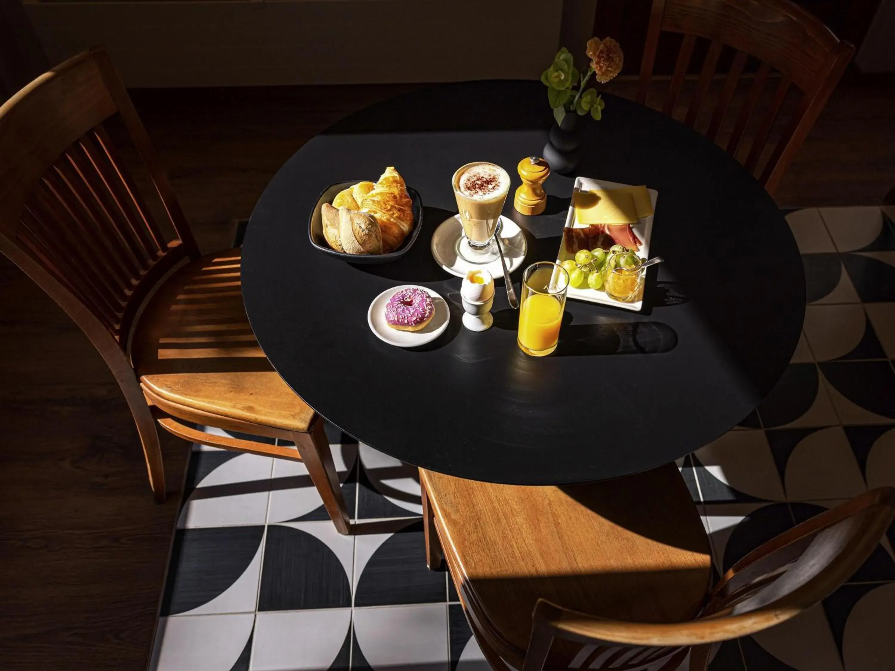 Restaurant/places to eat in Ibis Sion Restaurant/places to eat in Ibis Sion