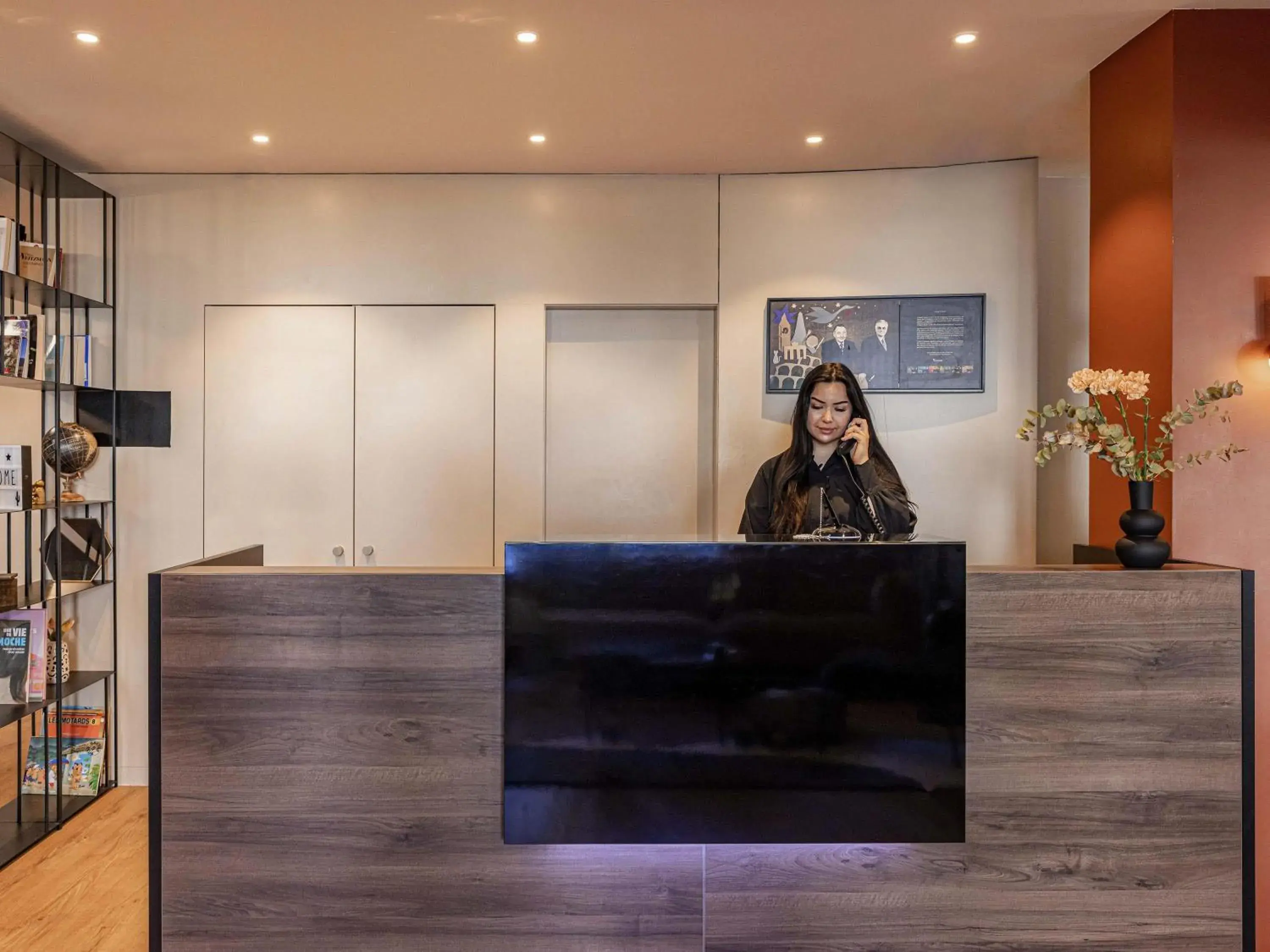 Property building in Ibis Sion Property building in Ibis Sion