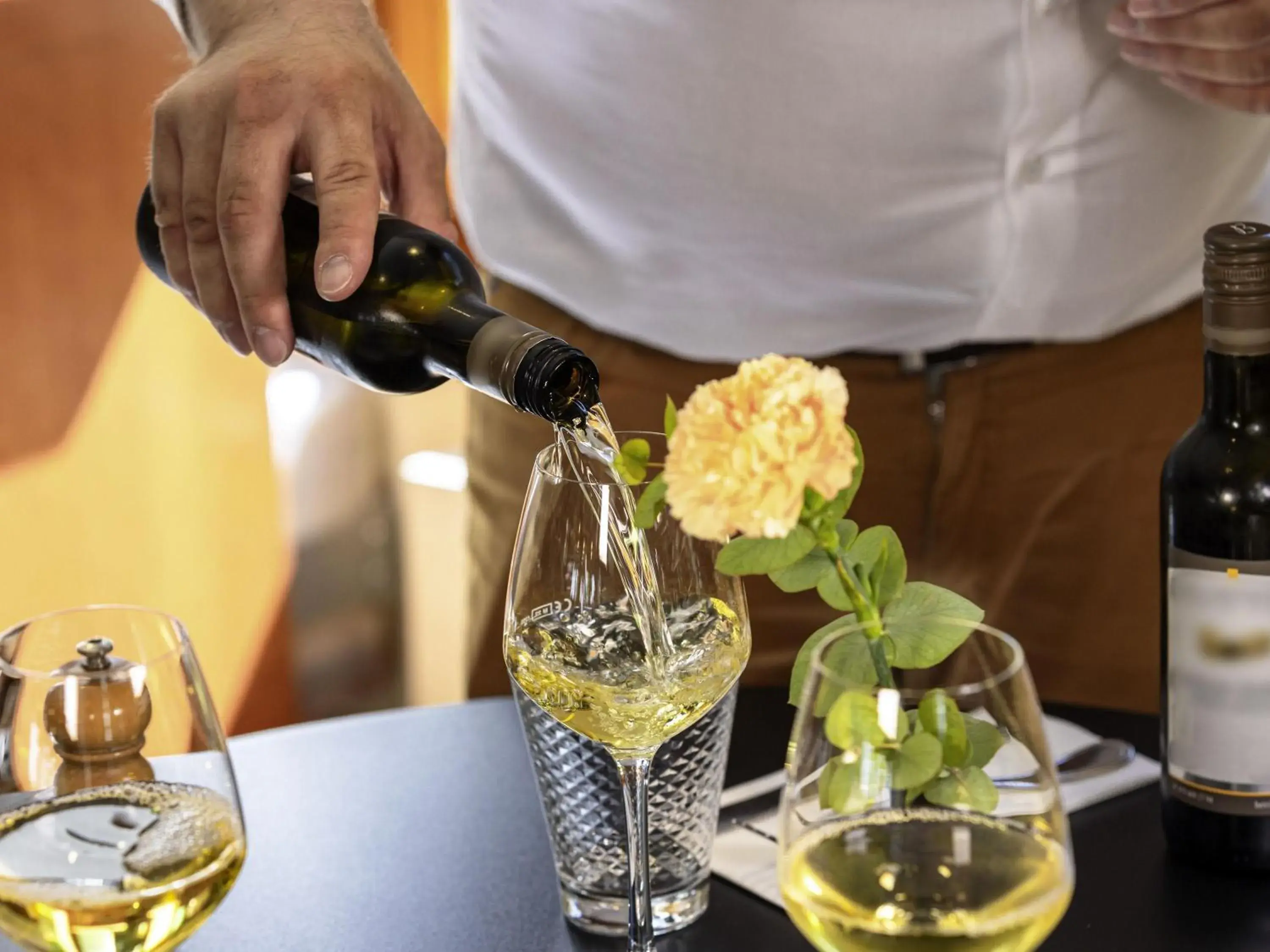 Lounge or bar in Ibis Sion Lounge or bar in Ibis Sion