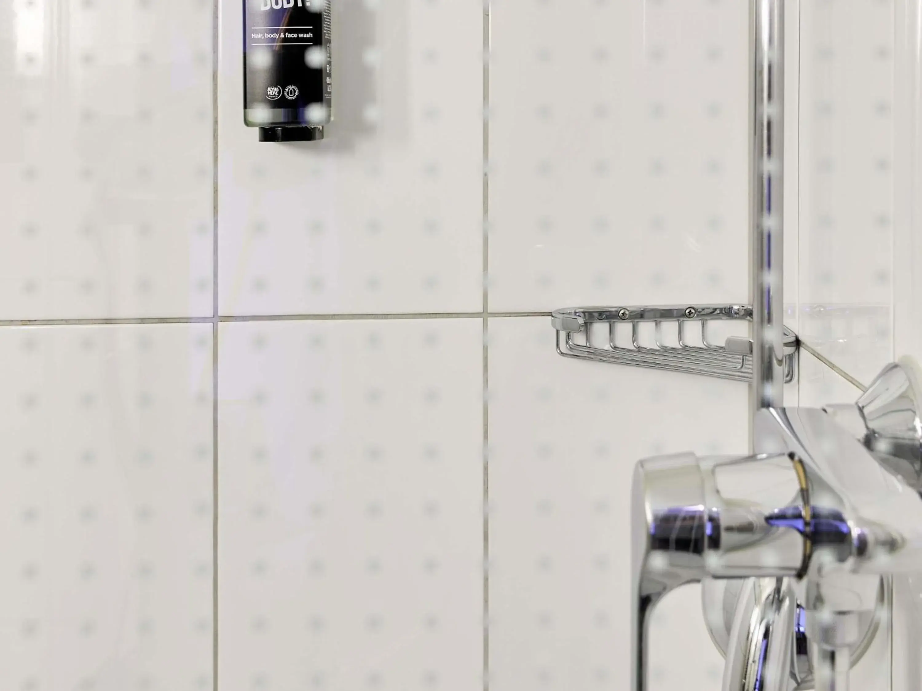 Bedroom in ibis Basel Bahnhof Bedroom in ibis Basel Bahnhof