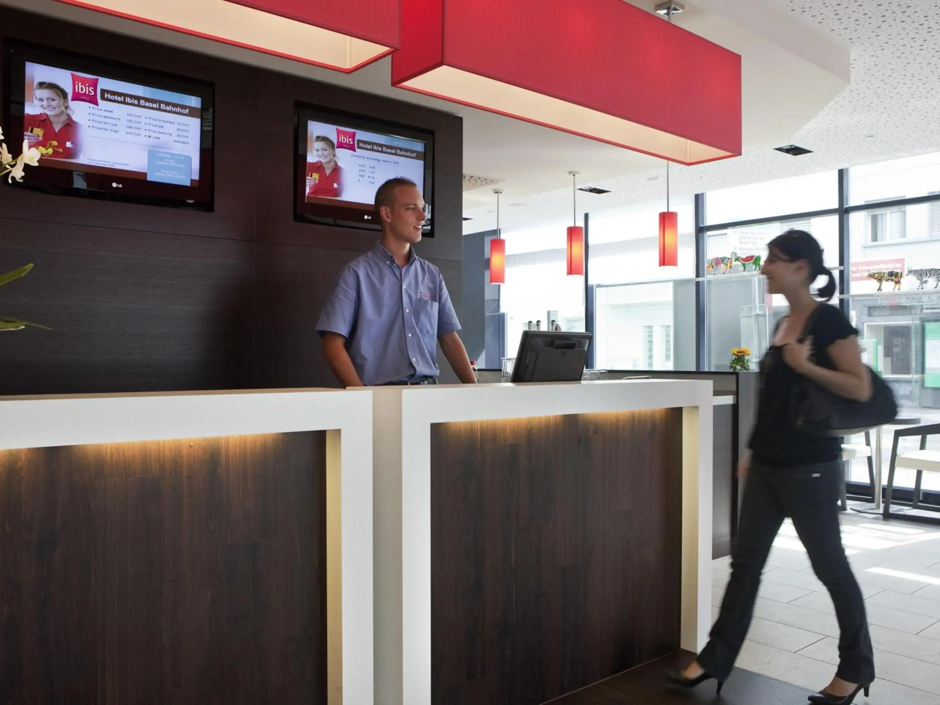 Bedroom in ibis Basel Bahnhof Bedroom in ibis Basel Bahnhof