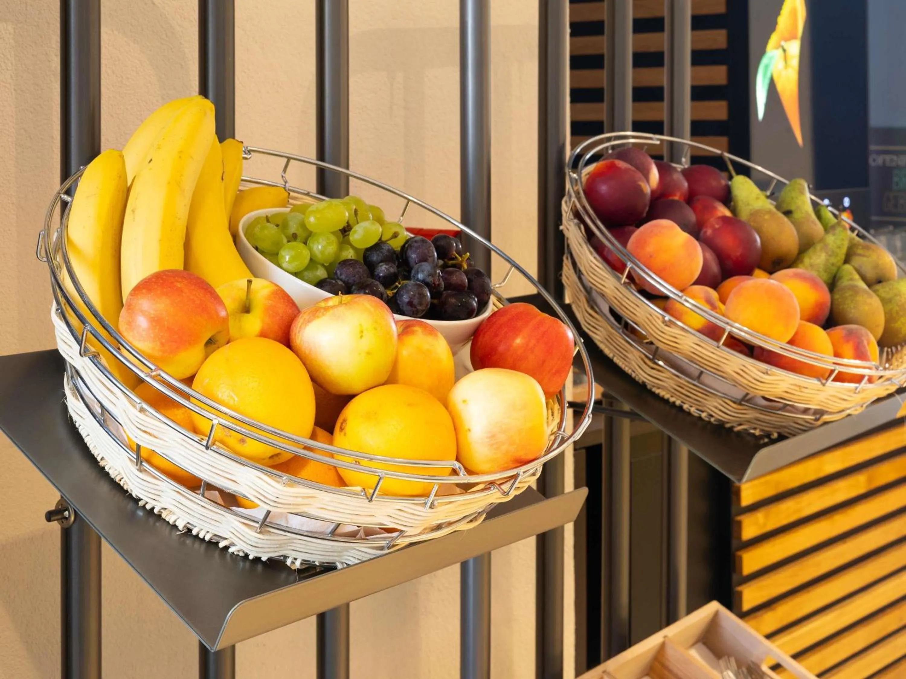 Breakfast in ibis Basel Bahnhof