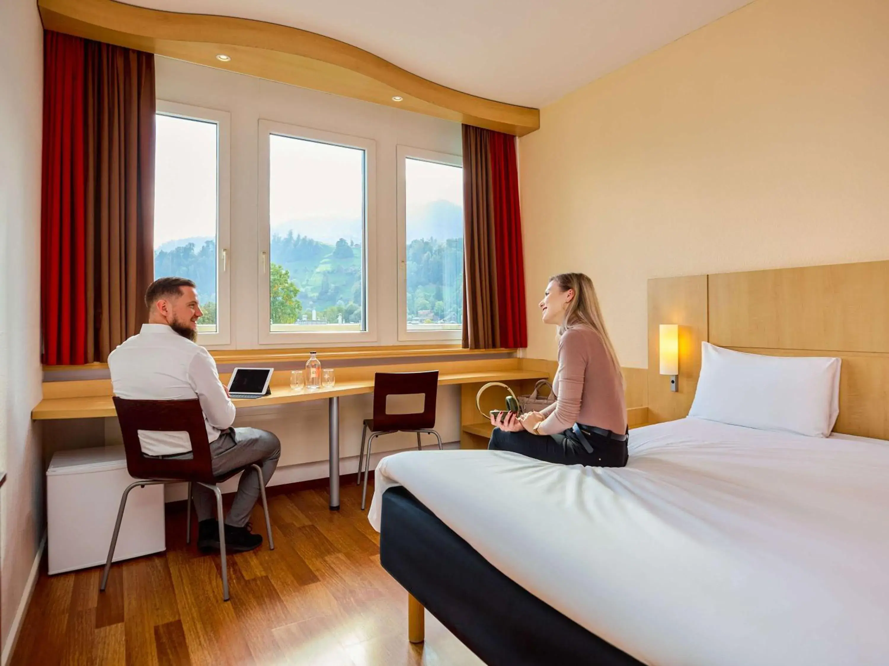 Bedroom, Bed in ibis Luzern Kriens Bedroom, Bed in ibis Luzern Kriens
