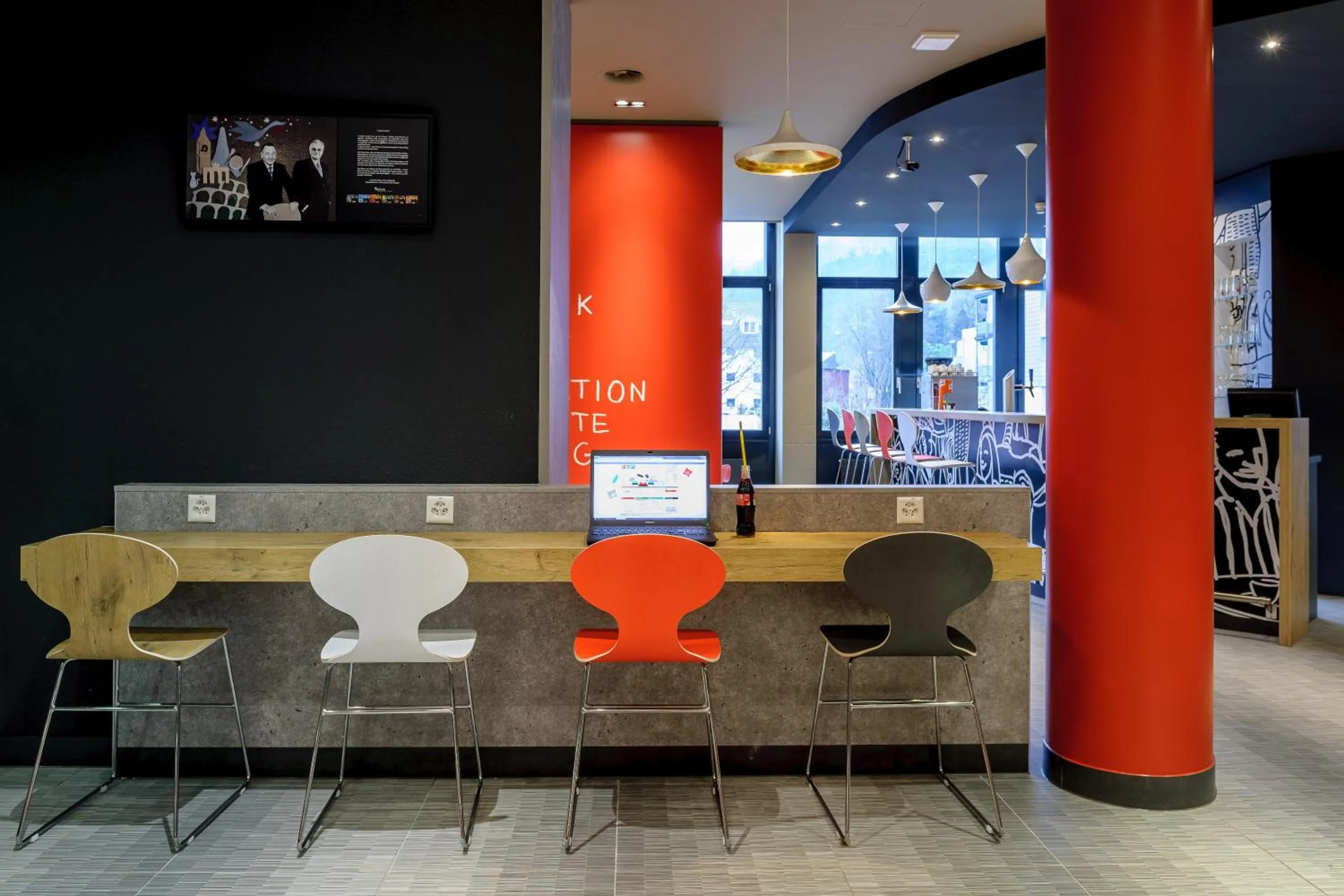 Lobby or reception in ibis Luzern Kriens