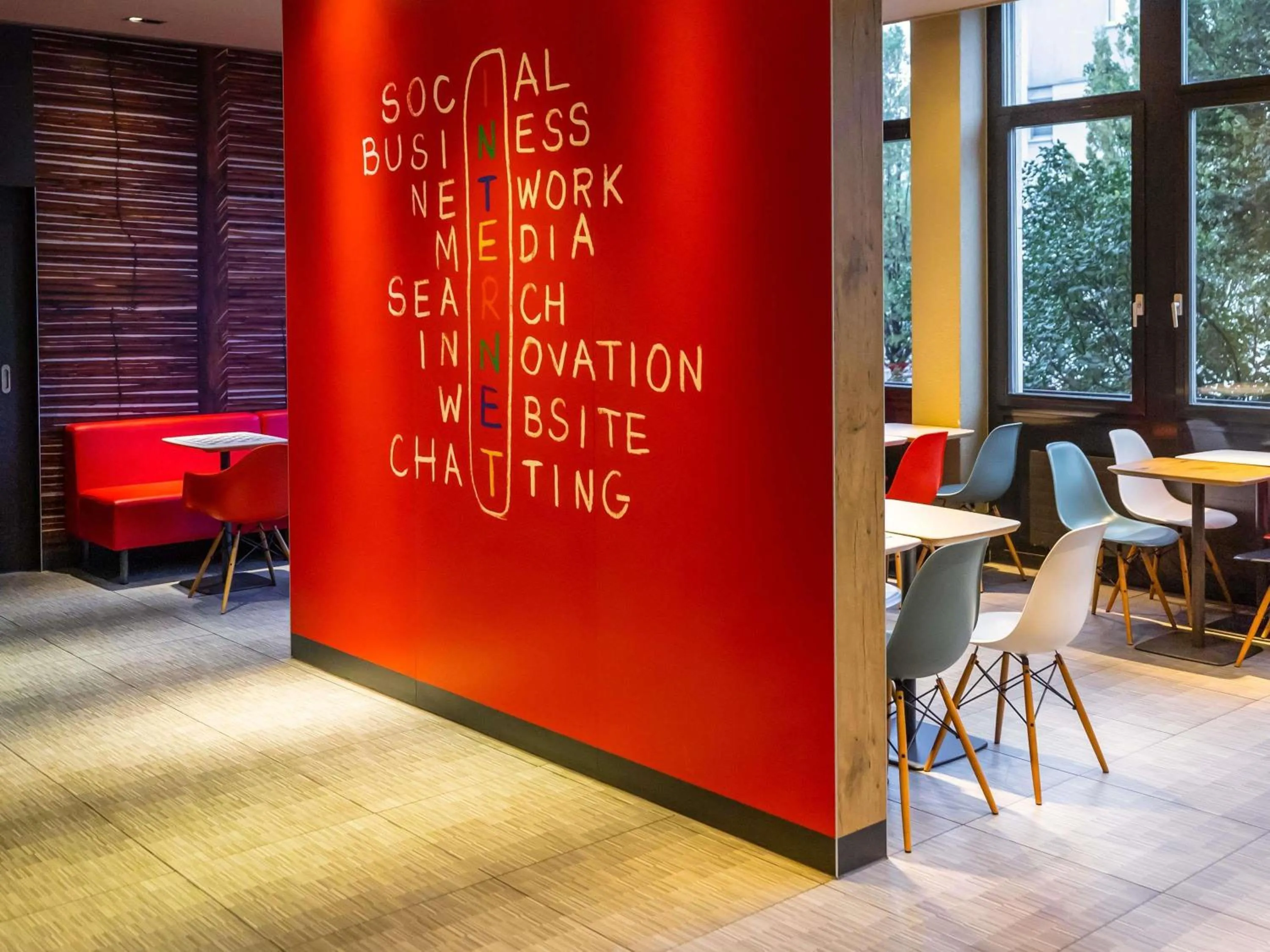 Lounge or bar in ibis Luzern Kriens