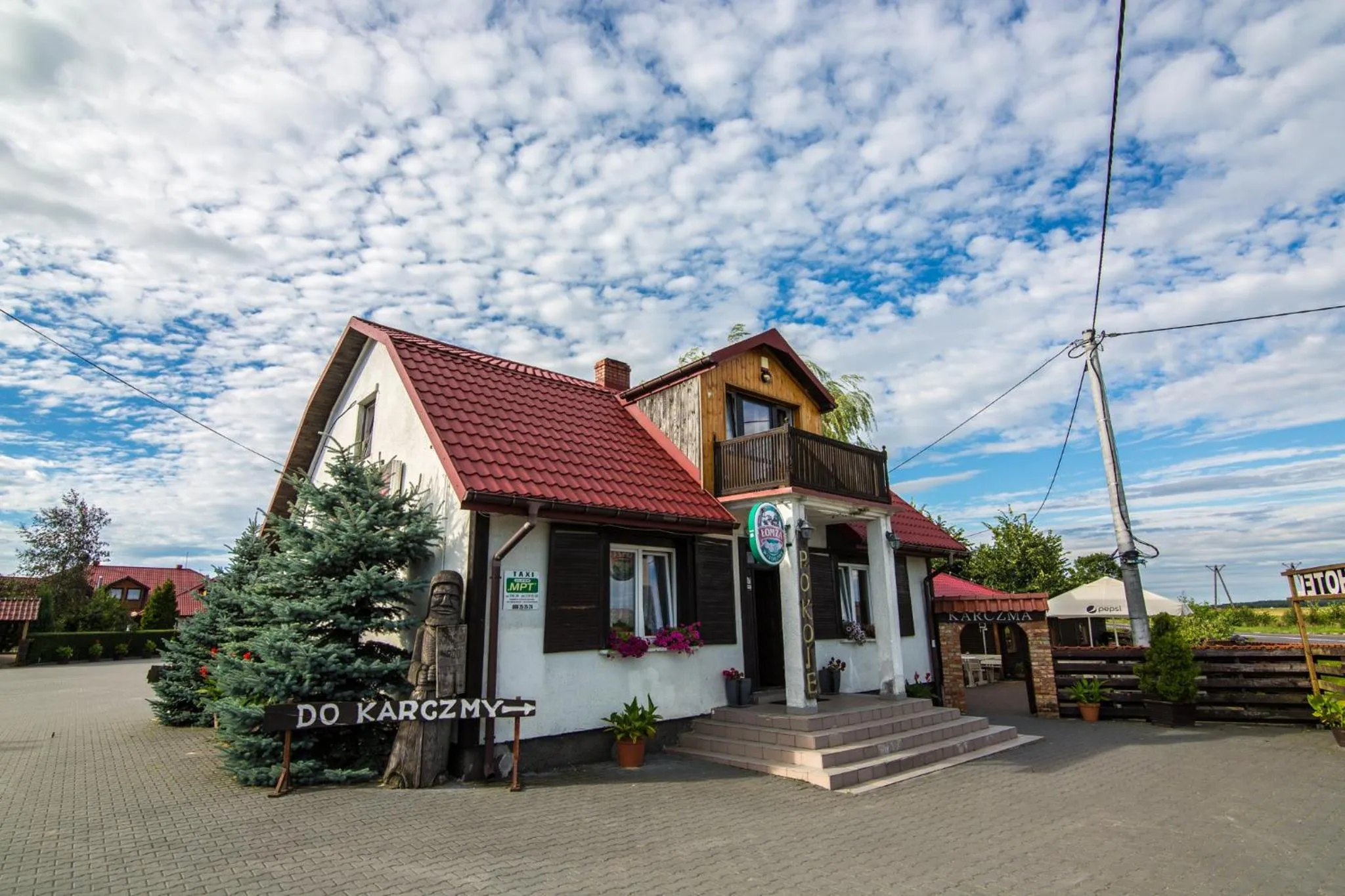 Property building in Karczma Pod Topolami