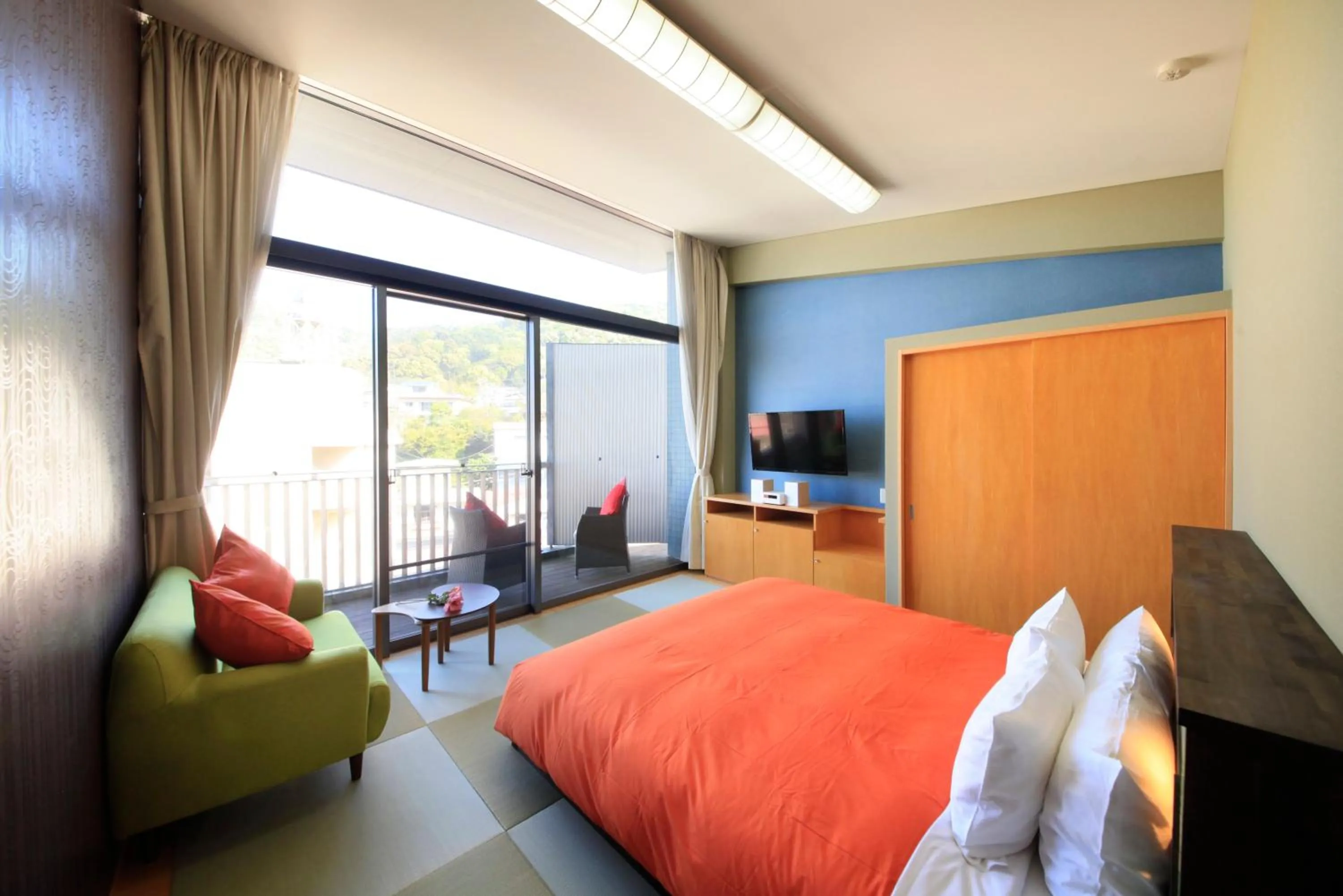 Photo of the whole room, Bed in Atami Tensui