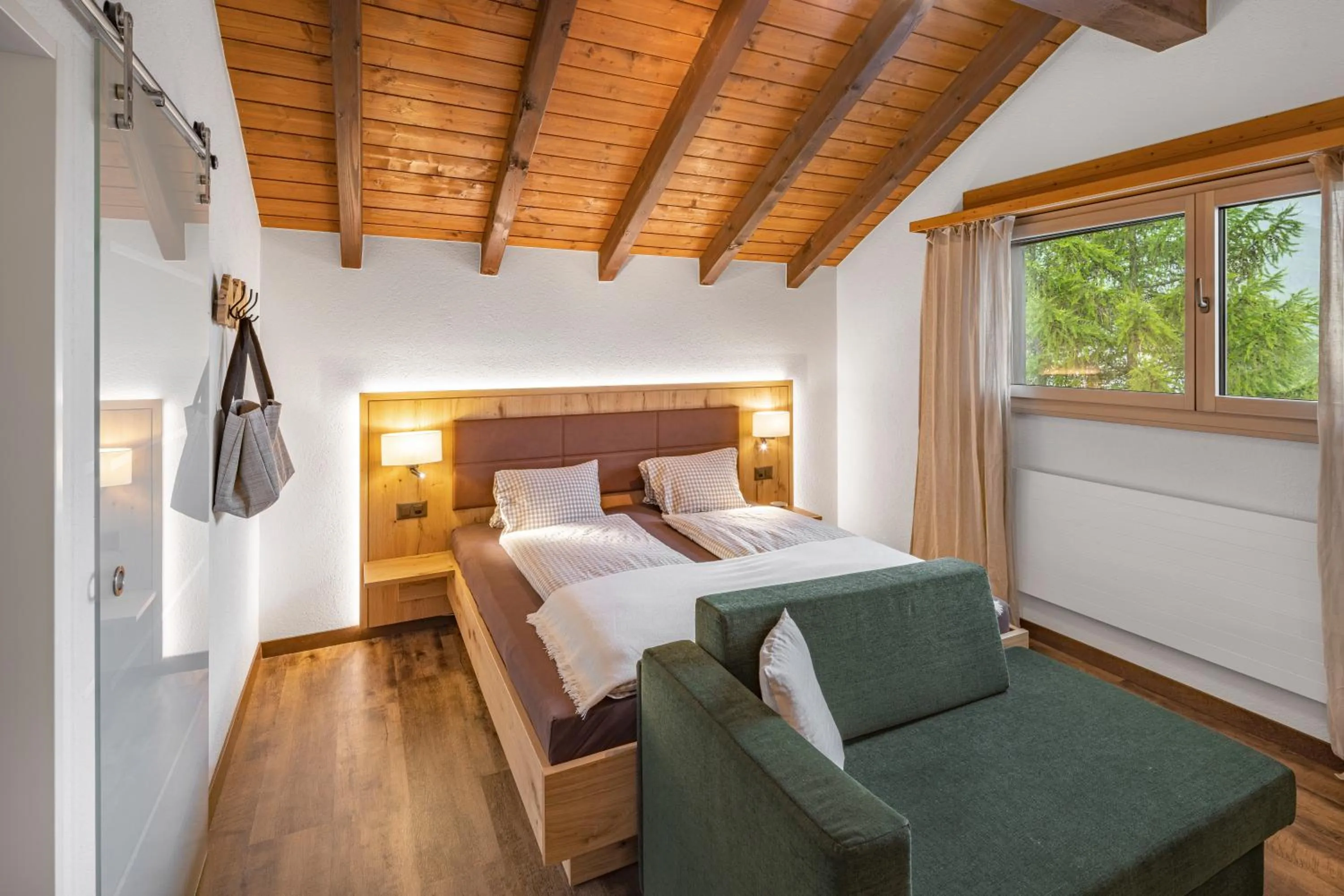 Bed in Hotel Restaurant Bürchnerhof