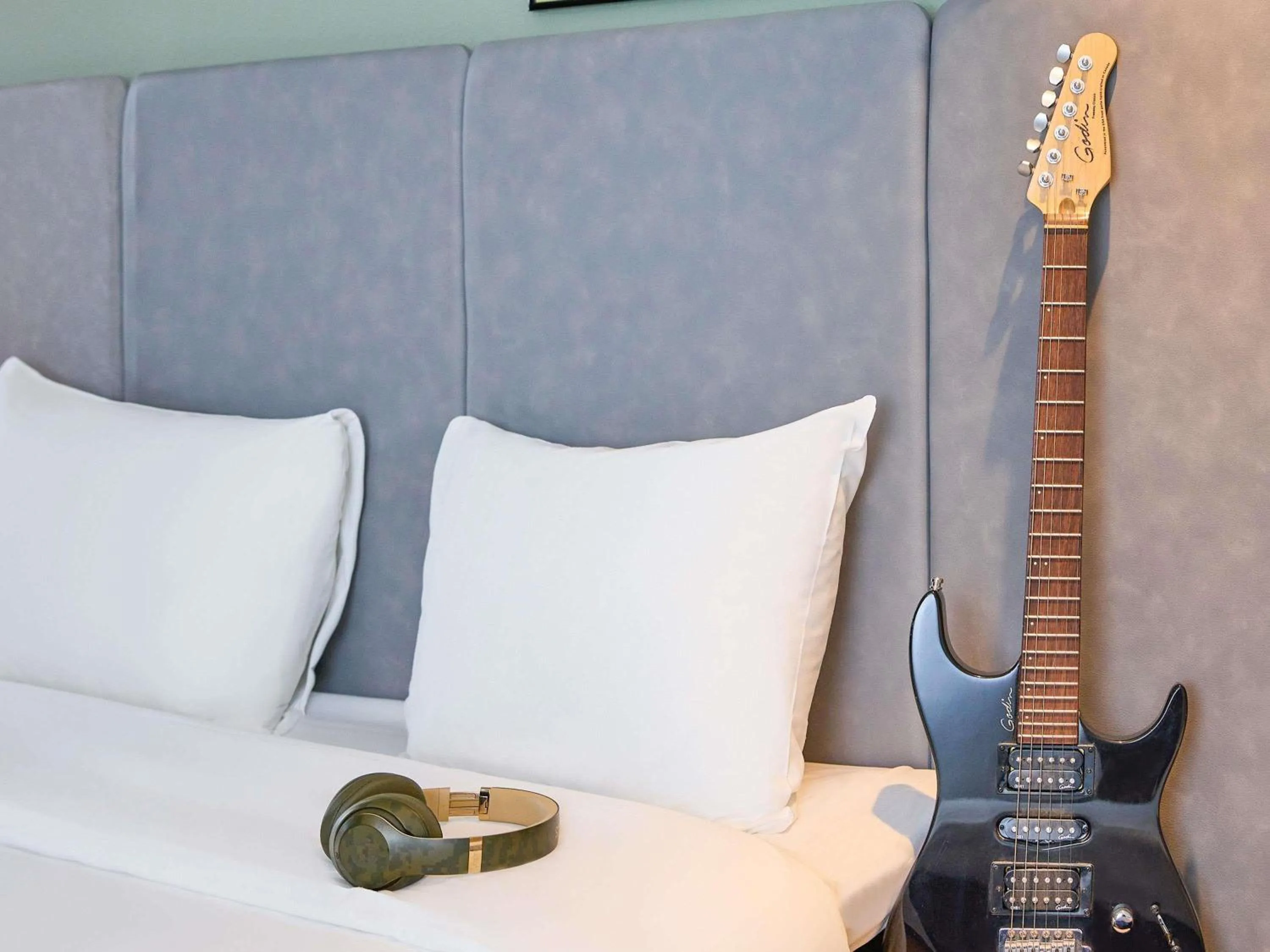 Bedroom, Bed in ibis Baar Zug