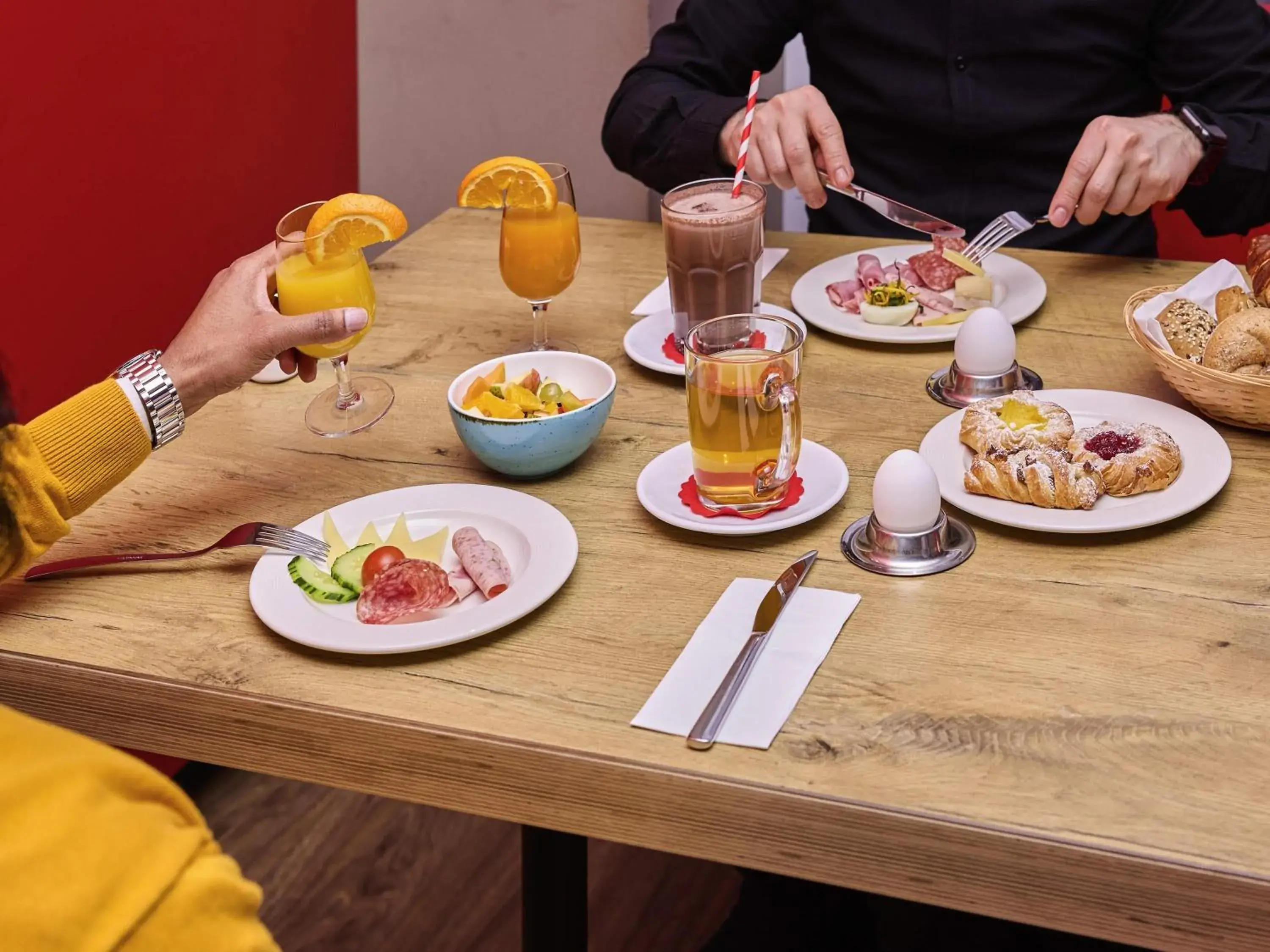 Breakfast in ibis Baar Zug Breakfast in ibis Baar Zug