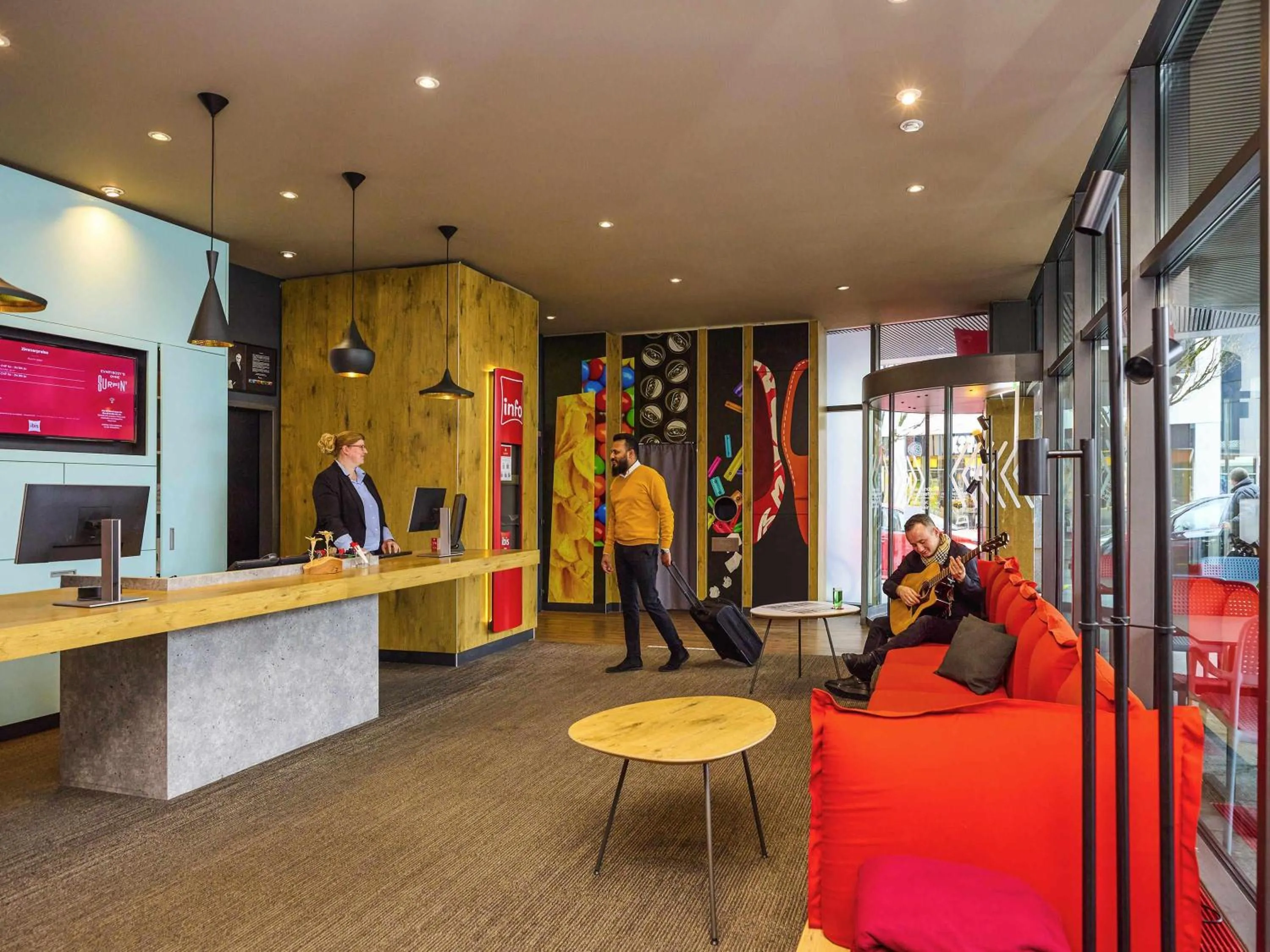 Property building in ibis Baar Zug