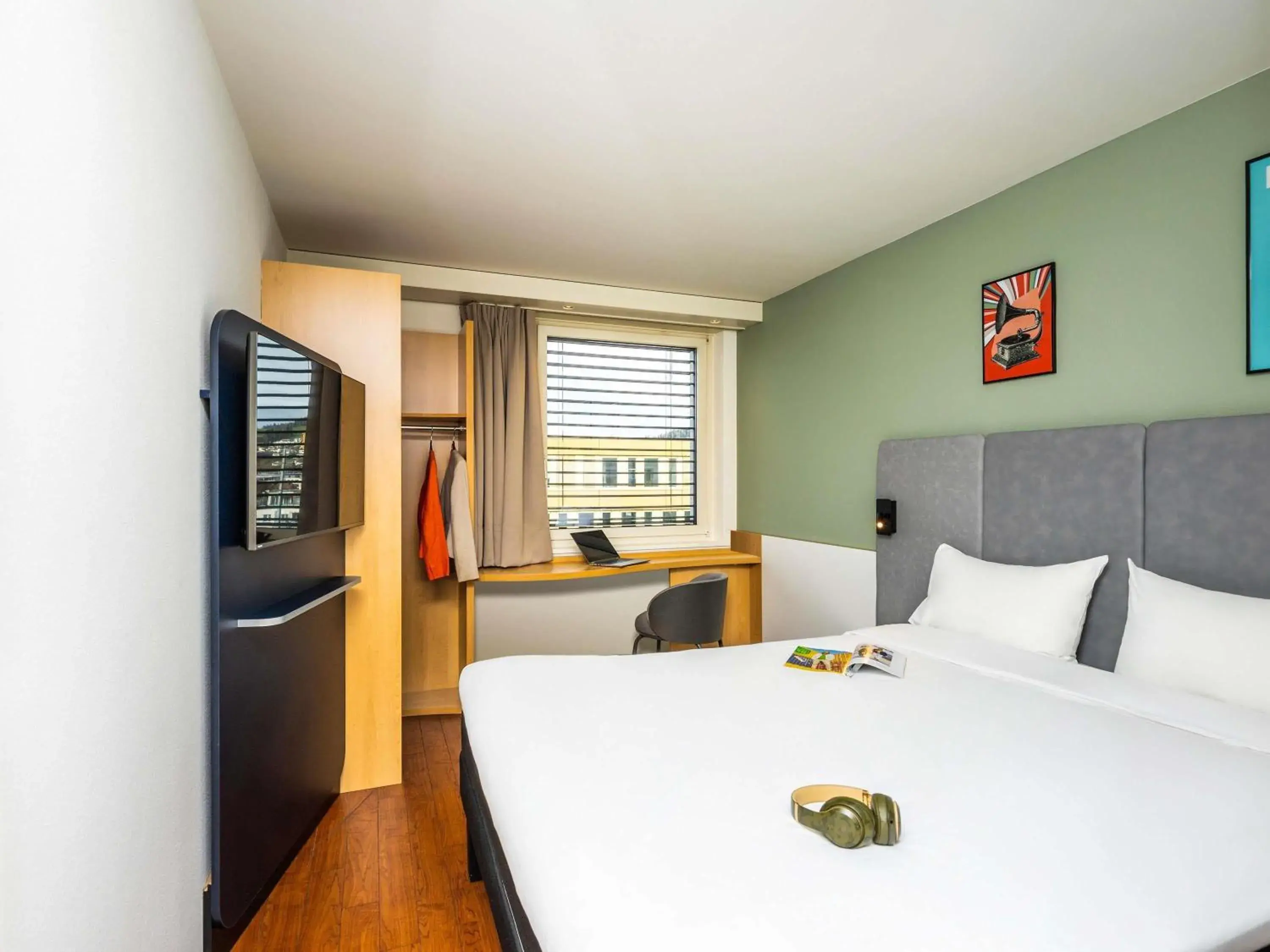 Bedroom, Bed in ibis Baar Zug Bedroom, Bed in ibis Baar Zug