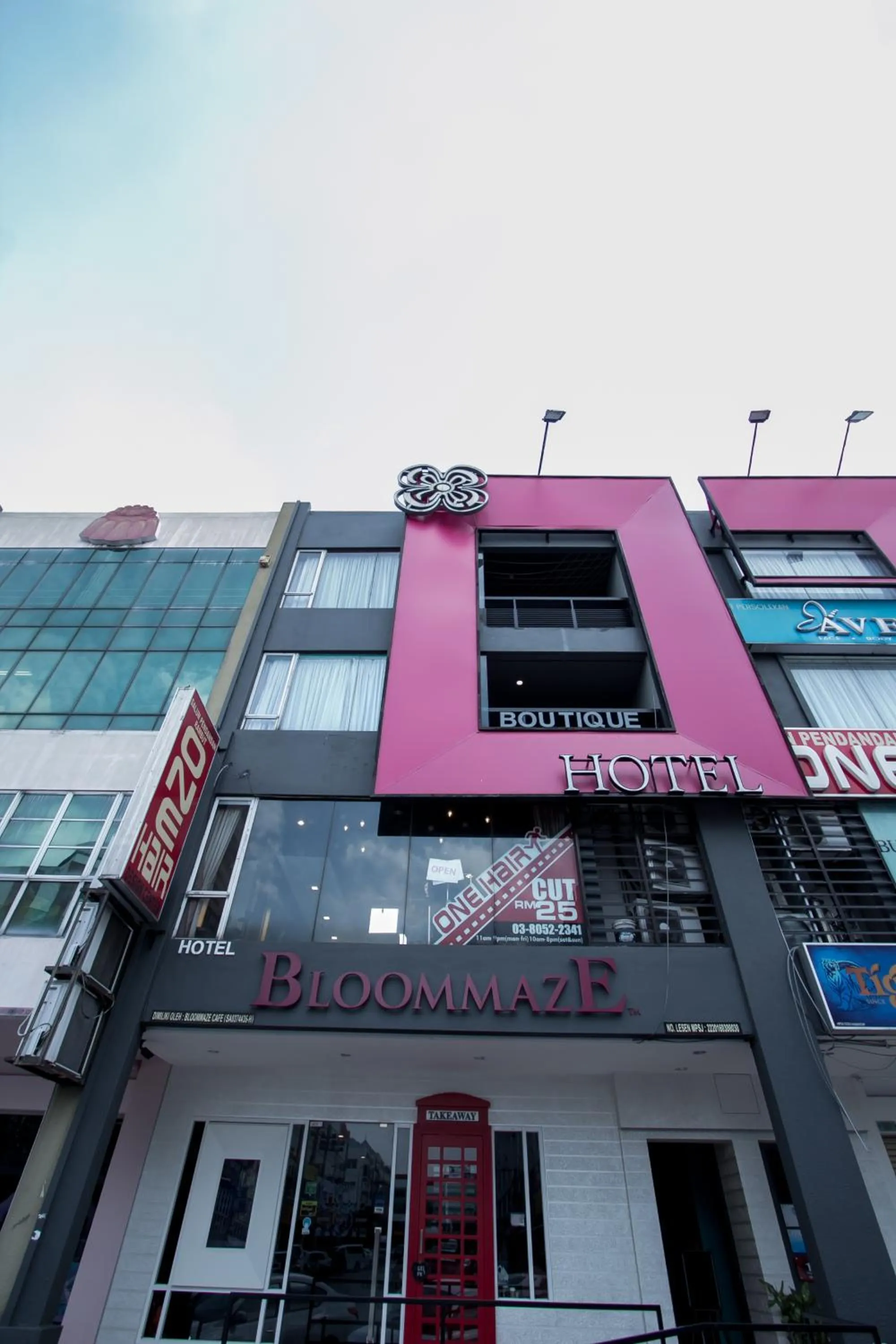 Facade/entrance in Bloommaze Boutique Hotel Puchong