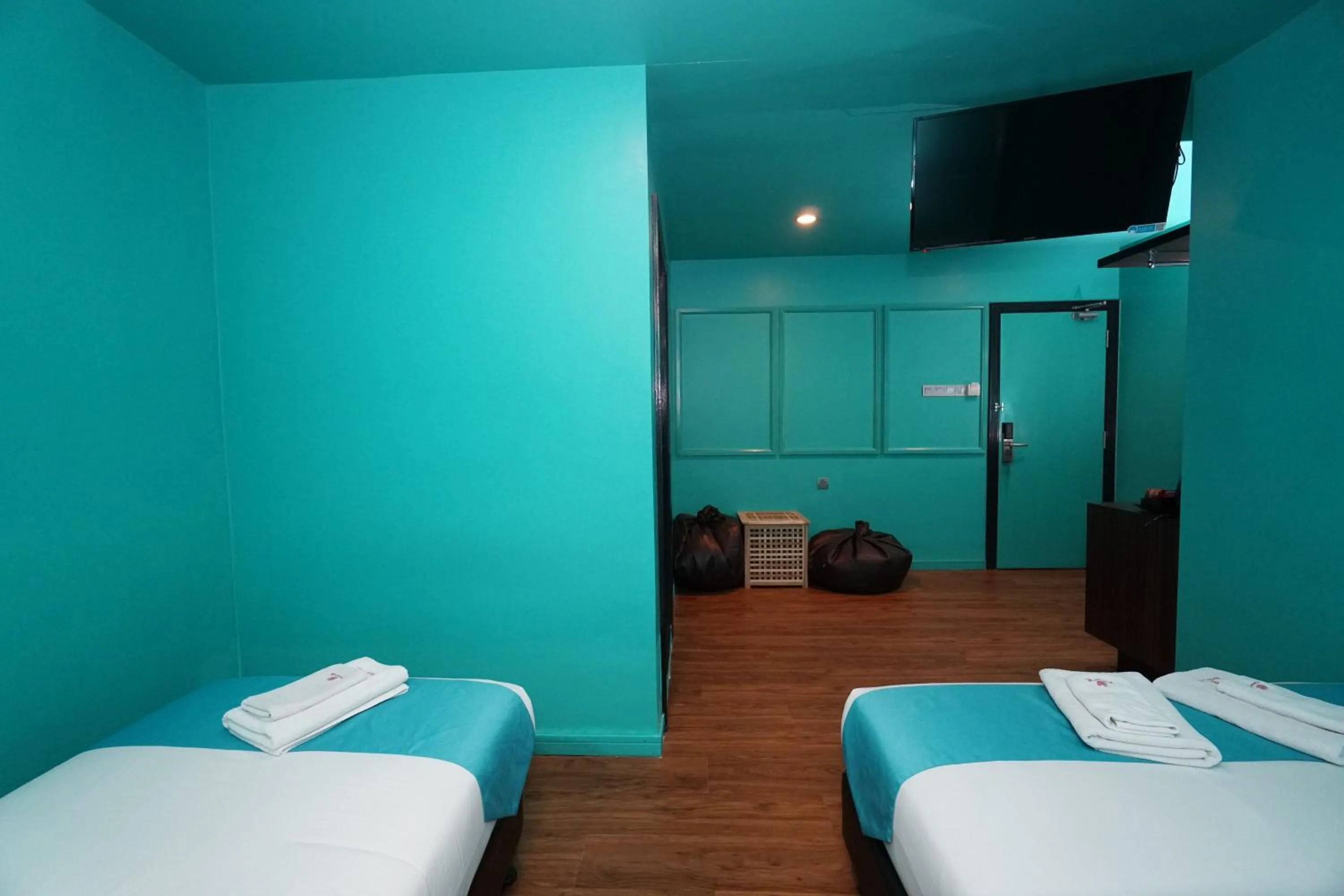 Photo of the whole room, Bed in Bloommaze Boutique Hotel Puchong