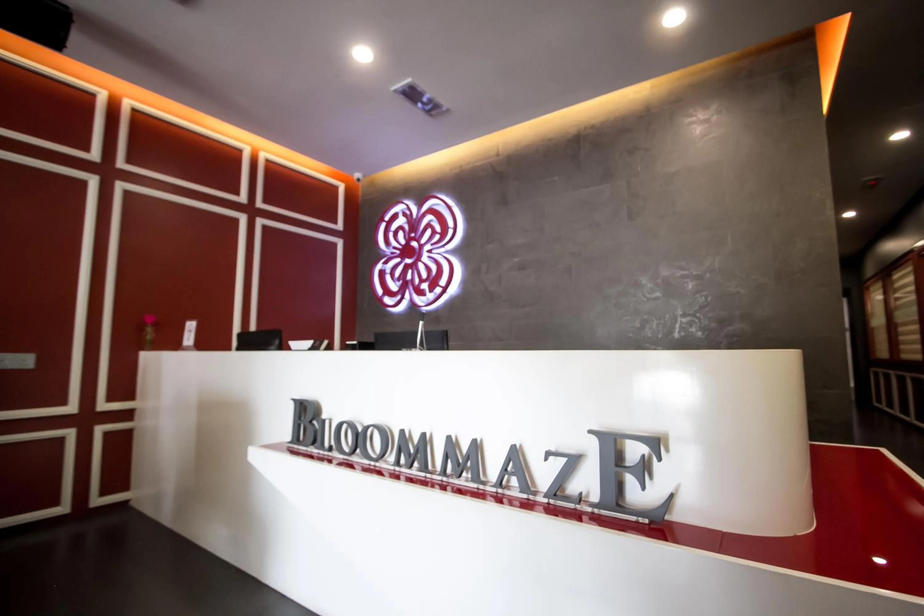 Lobby or reception in Bloommaze Boutique Hotel Puchong