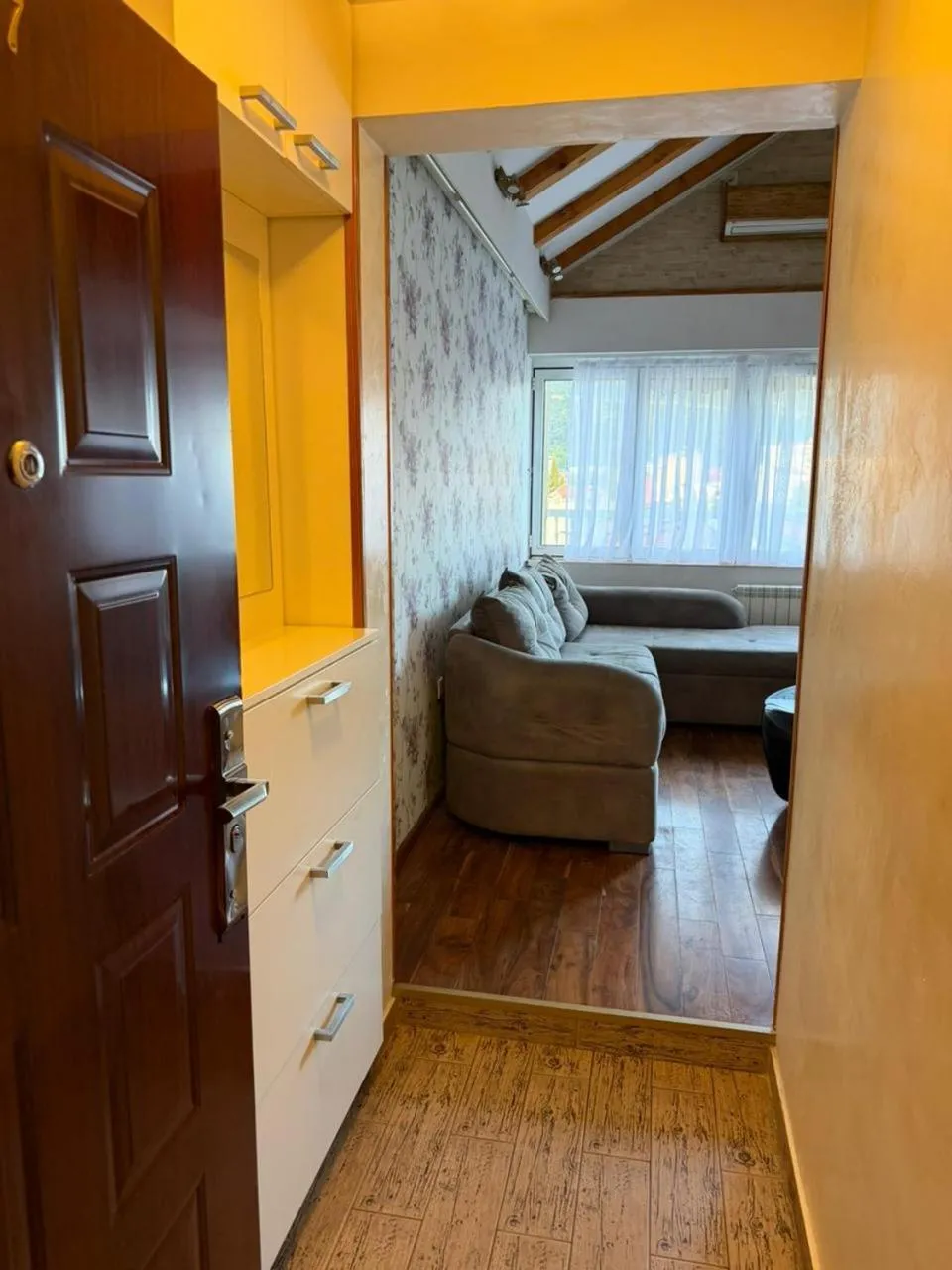 Bed in Aqua Breeze Apartments