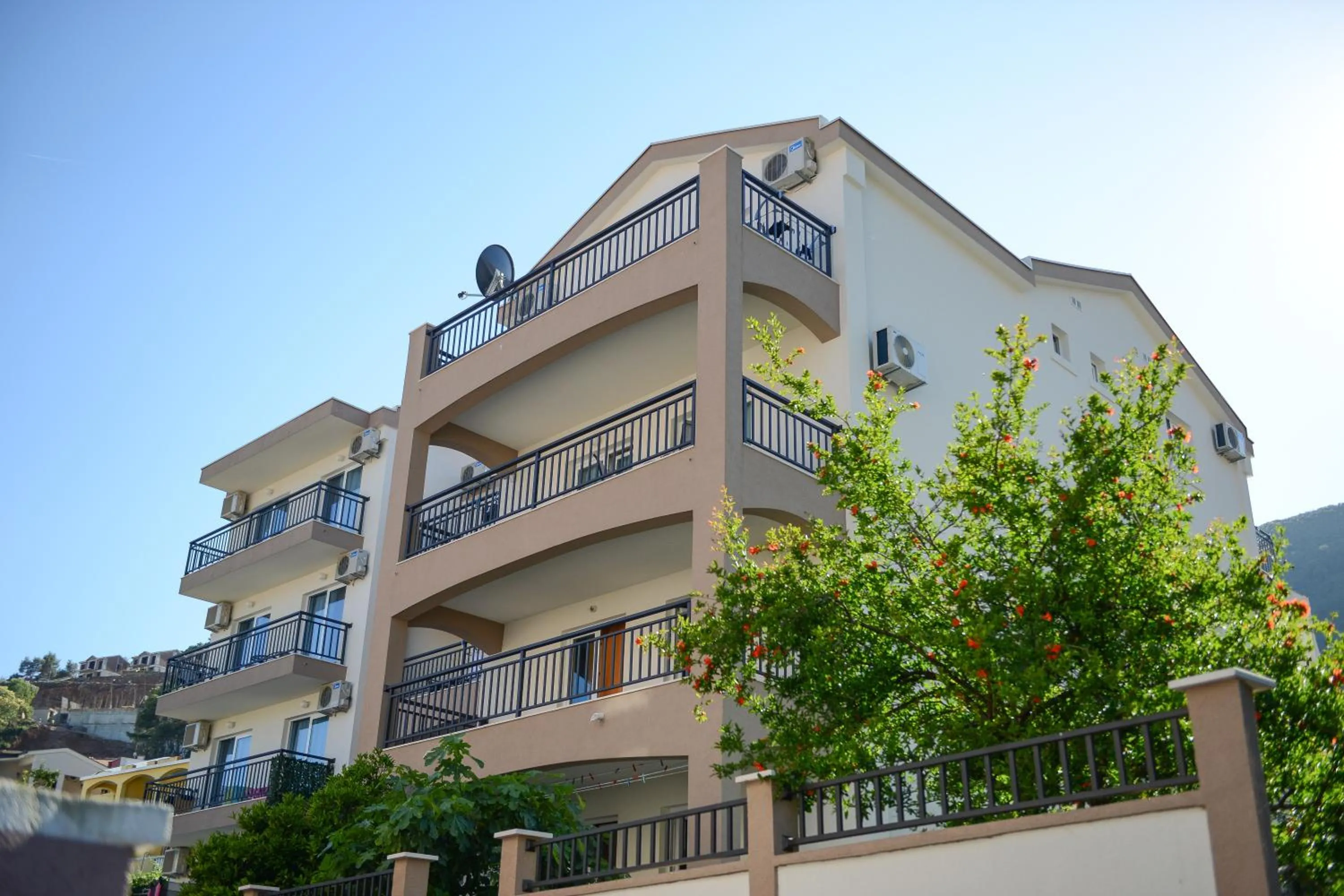 Facade/entrance in Aqua Breeze Apartments