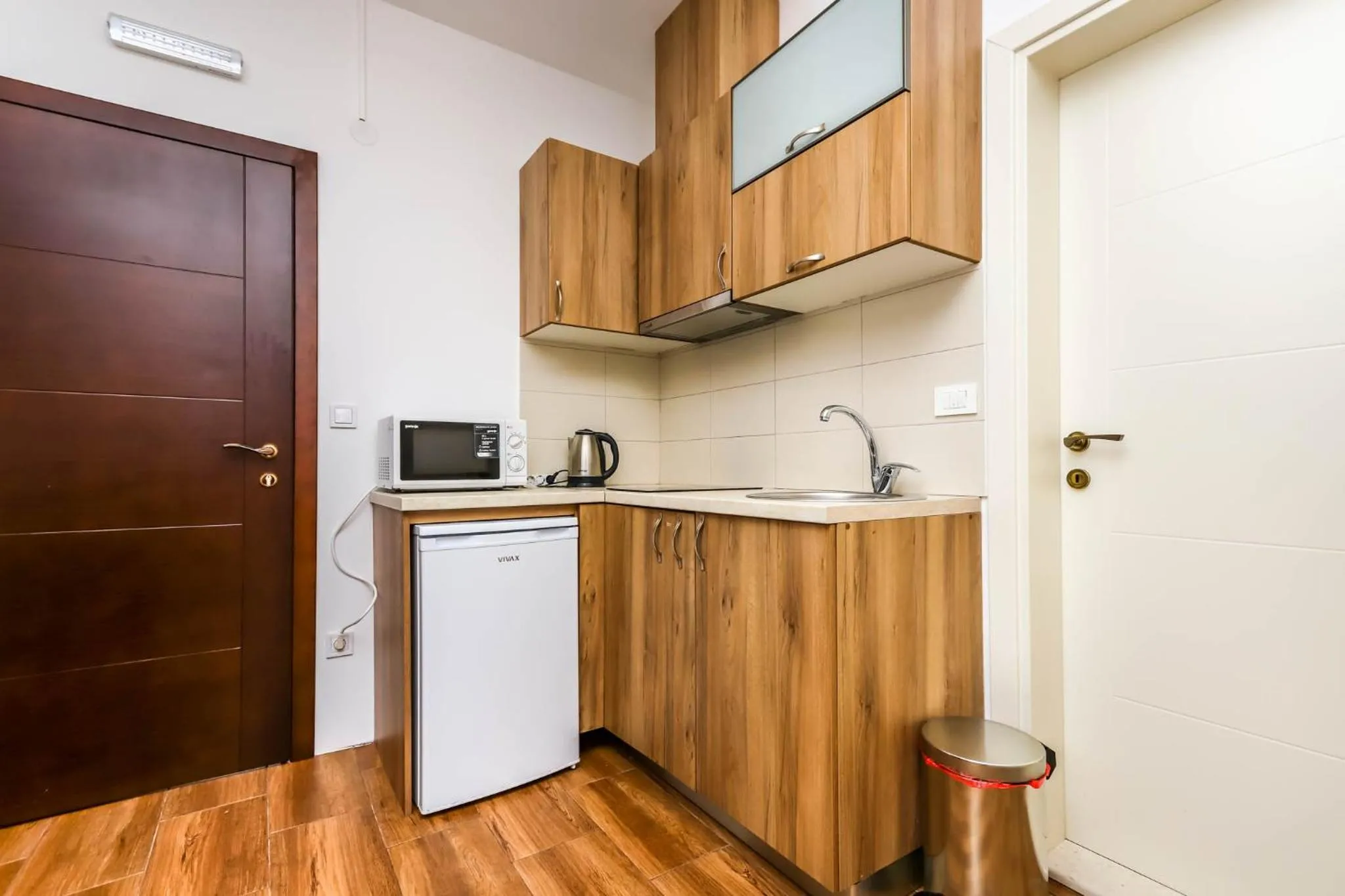 Kitchen or kitchenette in Aqua Breeze Apartments