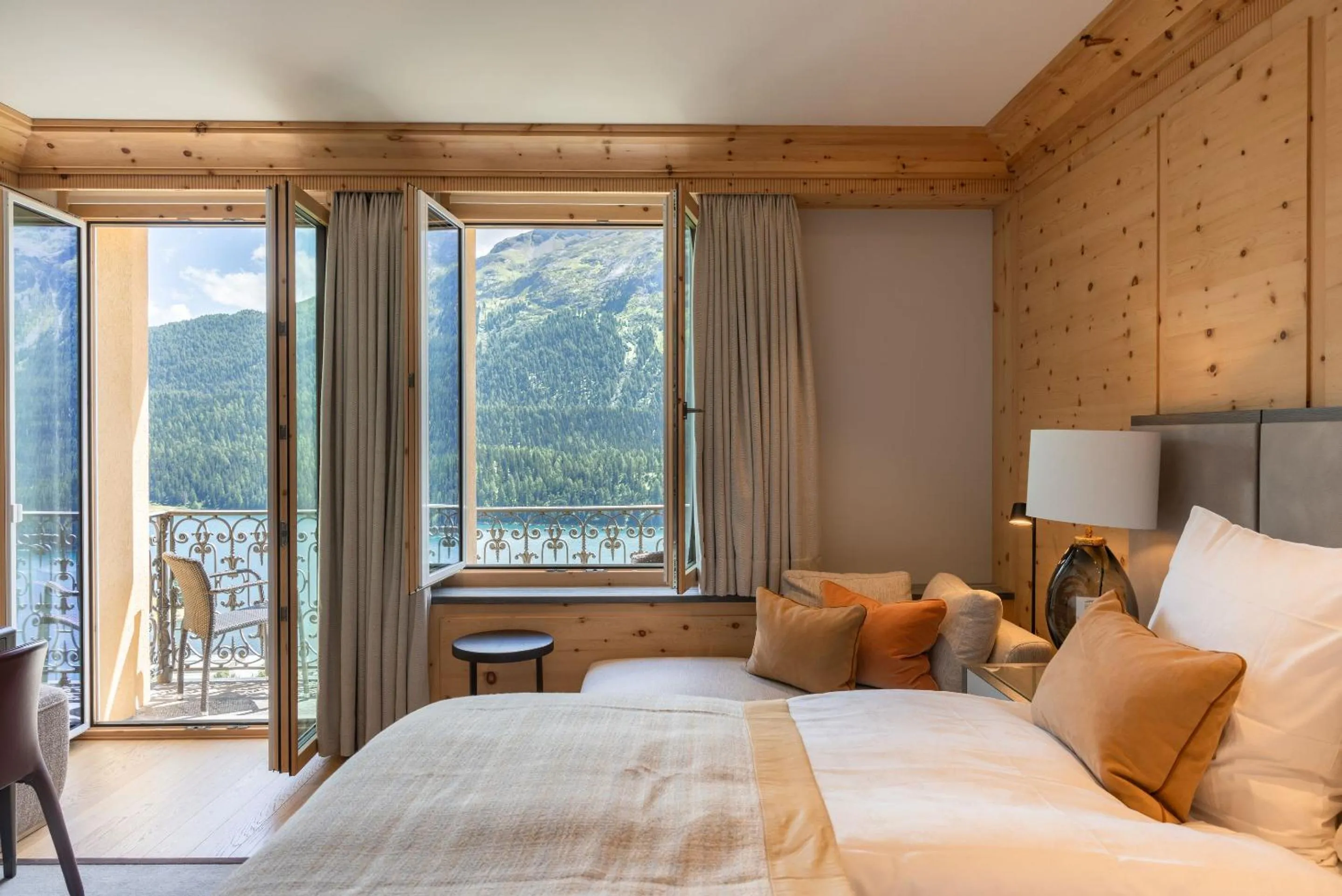 View (from property/room), Bed in Kulm Hotel St. Moritz