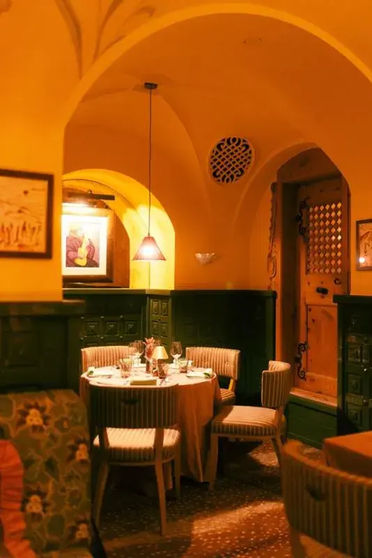 Restaurant/places to eat in Kulm Hotel St. Moritz Restaurant/places to eat in Kulm Hotel St. Moritz