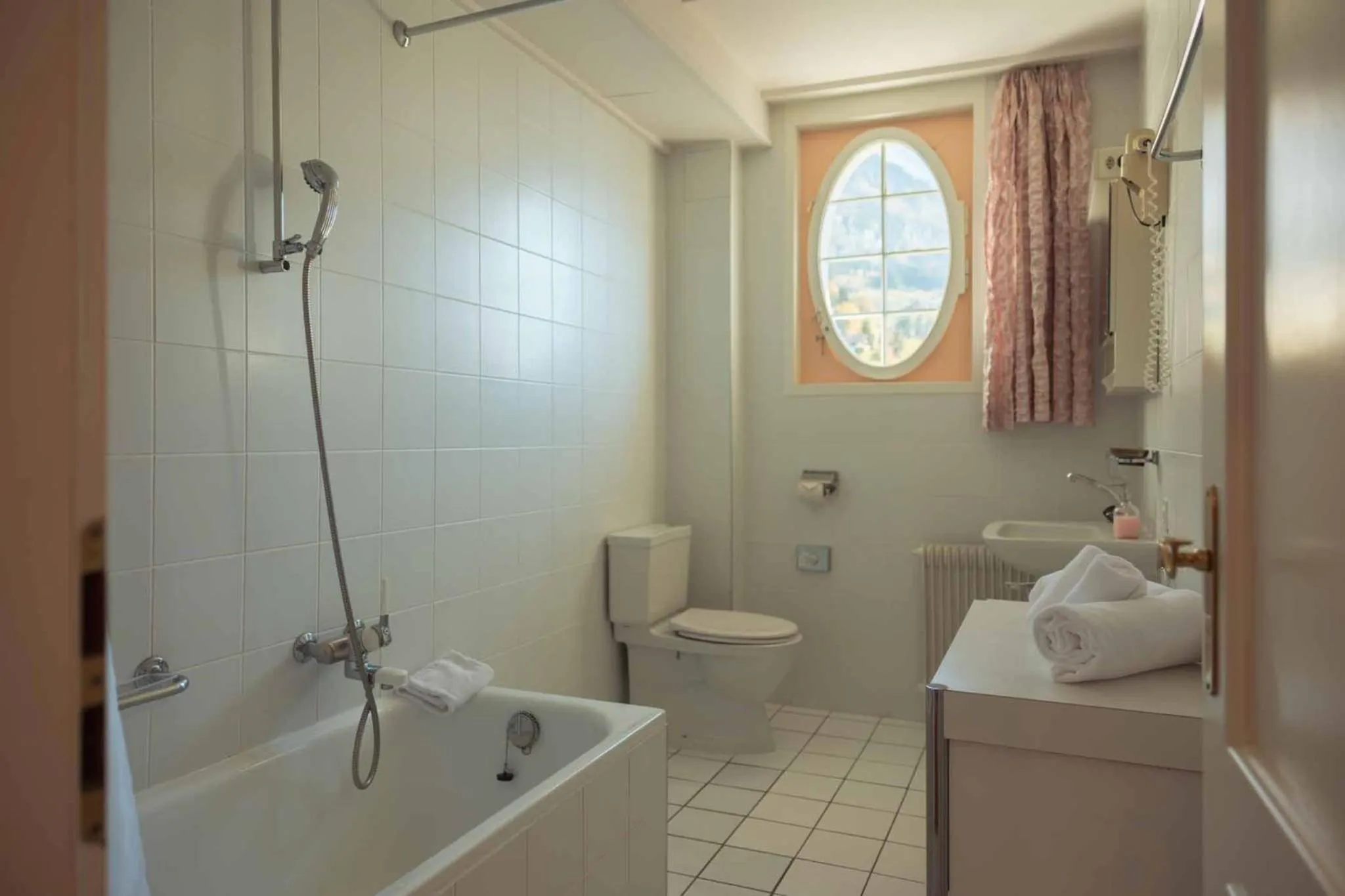 Toilet in Hotel Regina