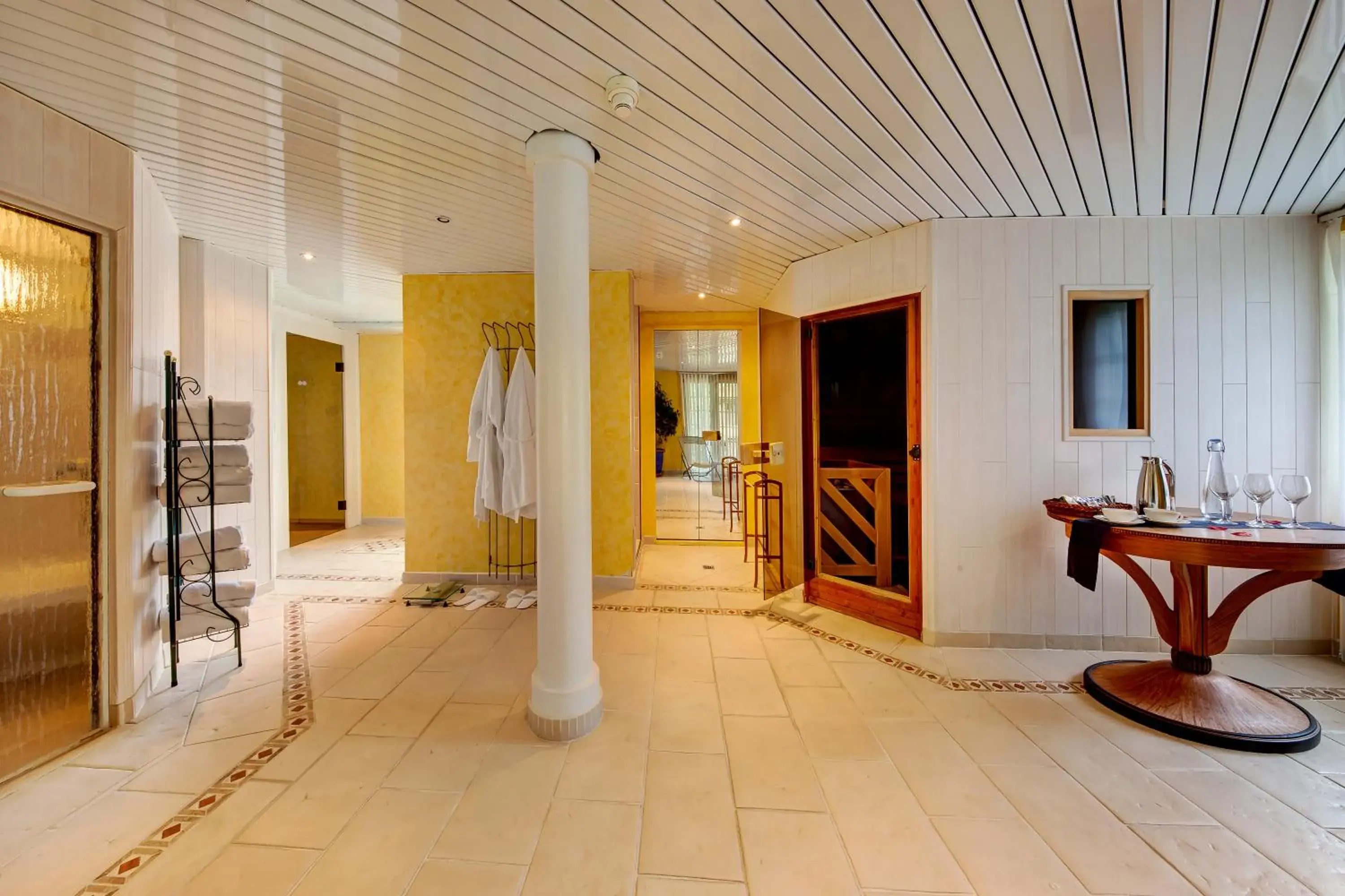 Spa and wellness centre/facilities in Hotel Regina Spa and wellness centre/facilities in Hotel Regina