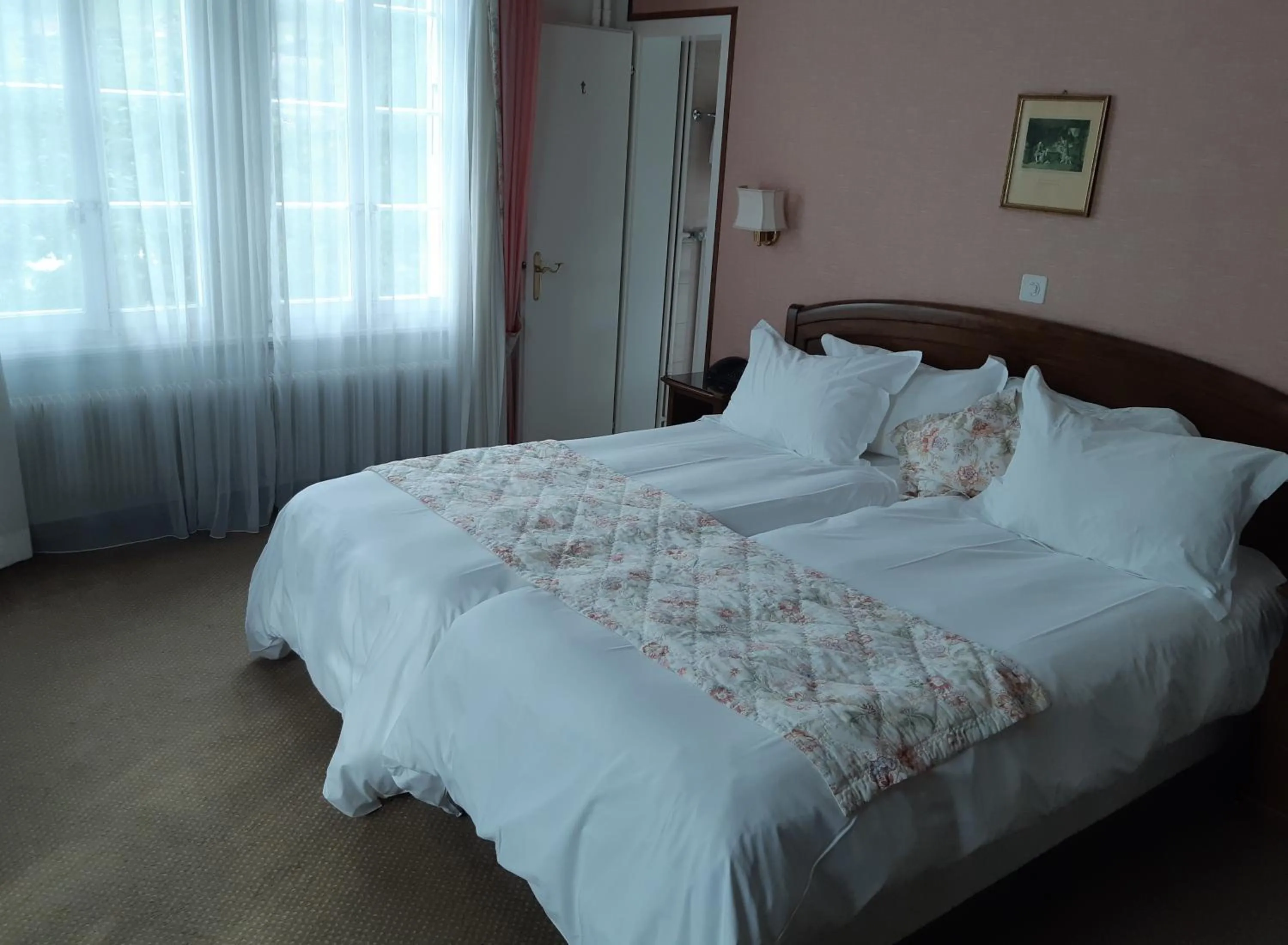 Photo of the whole room, Bed in Hotel Regina