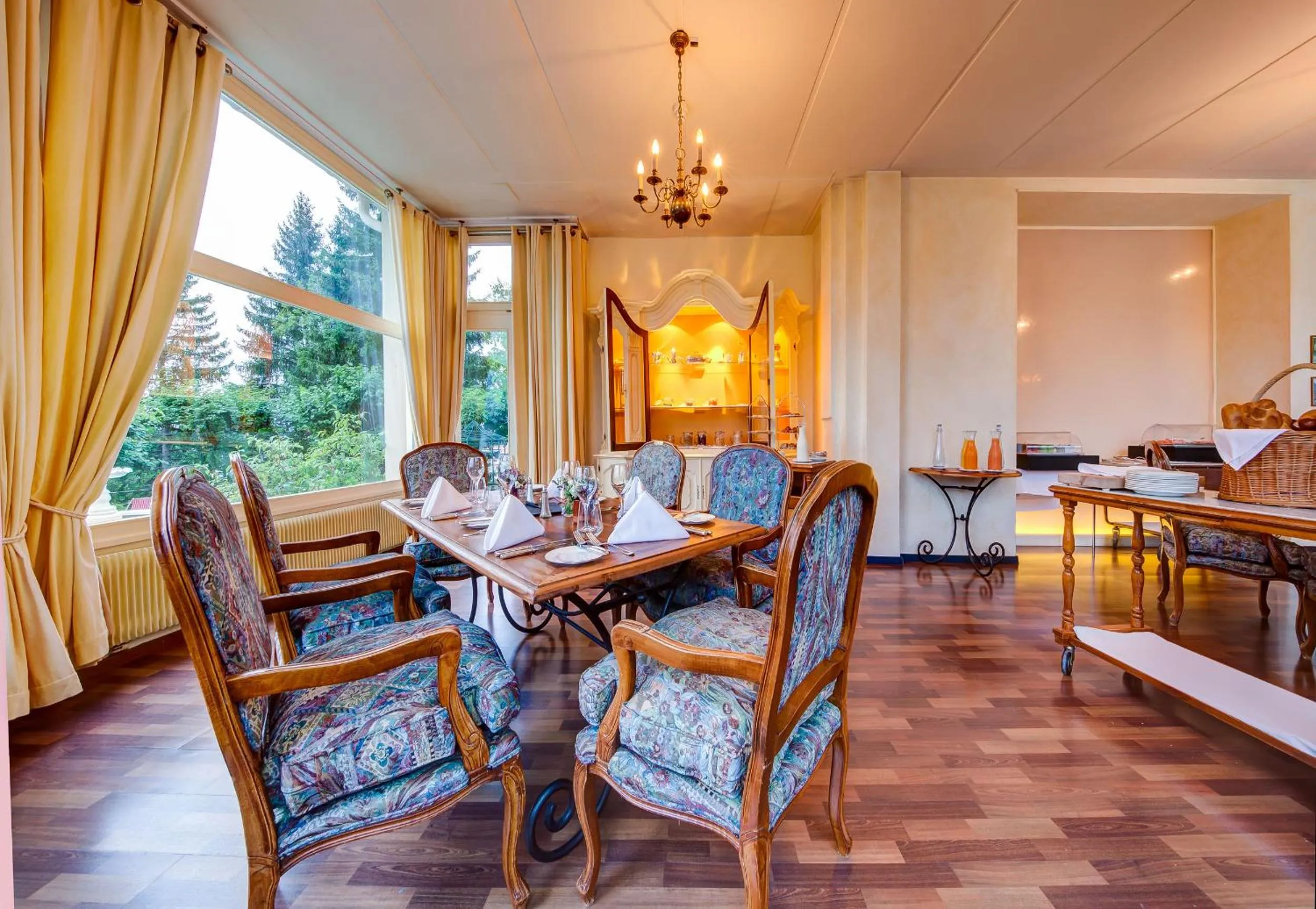 Breakfast in Hotel Regina