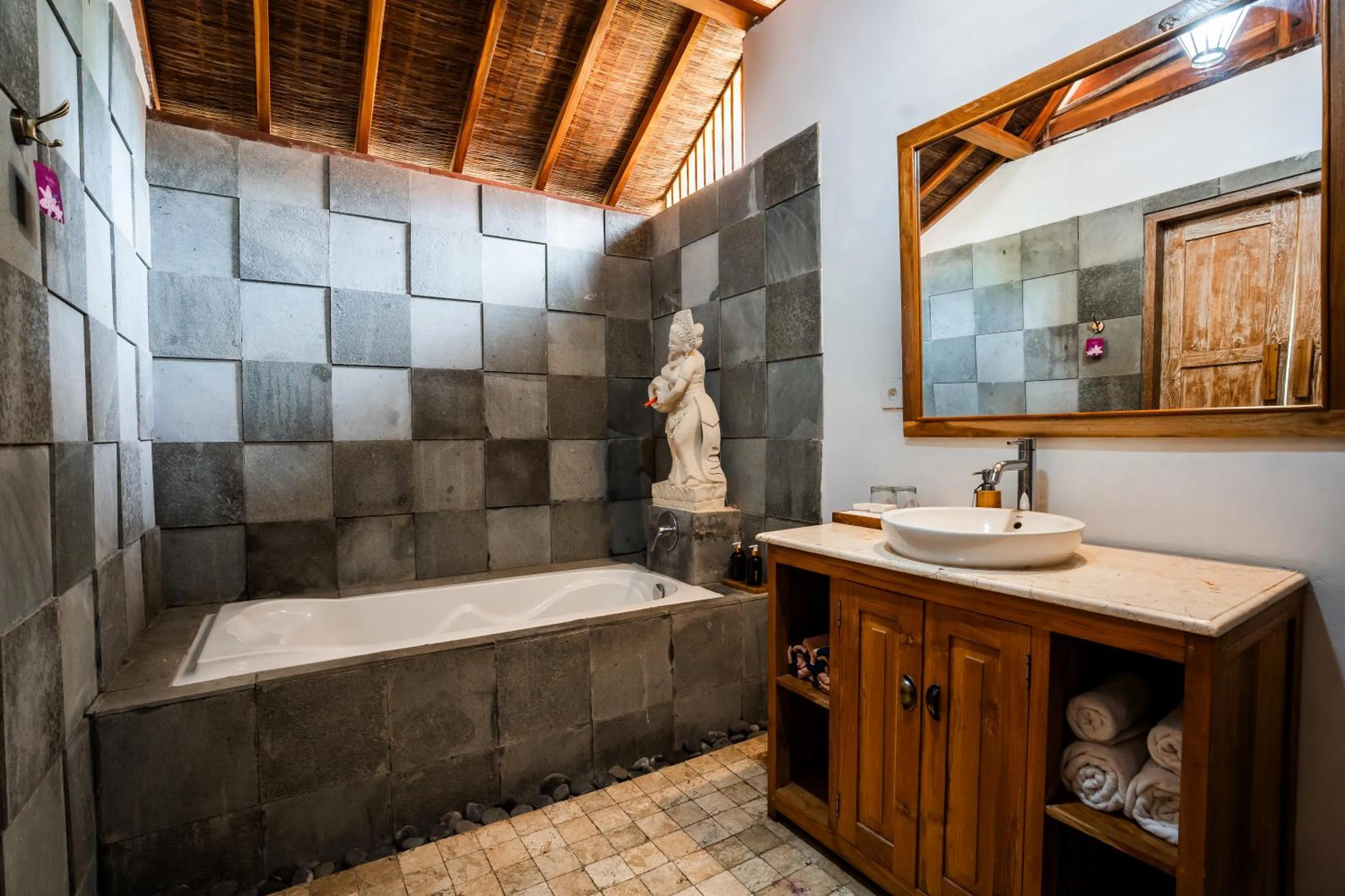 Bije Suite Villa Ubud