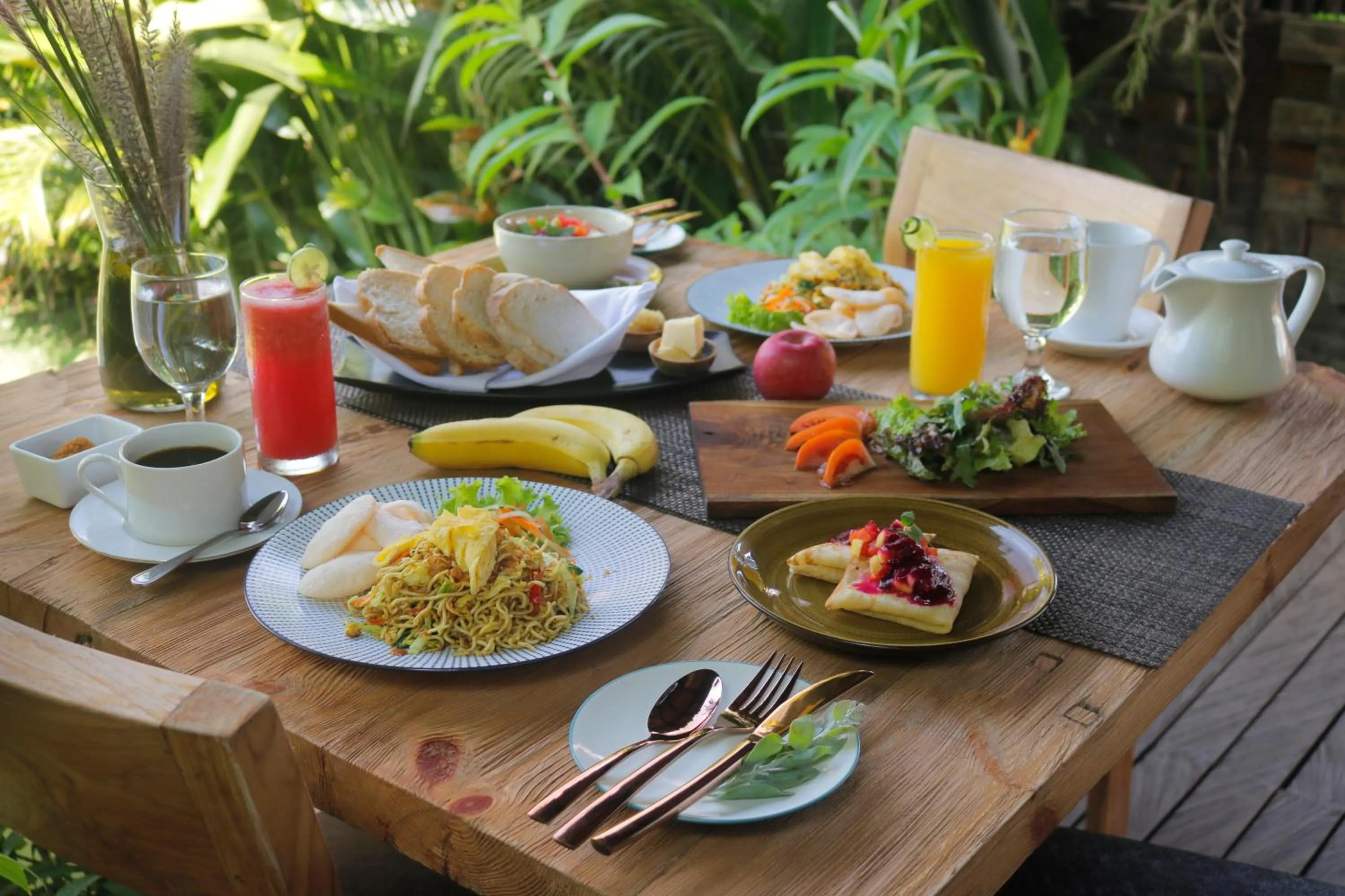Breakfast in Bije Suite Villa Ubud