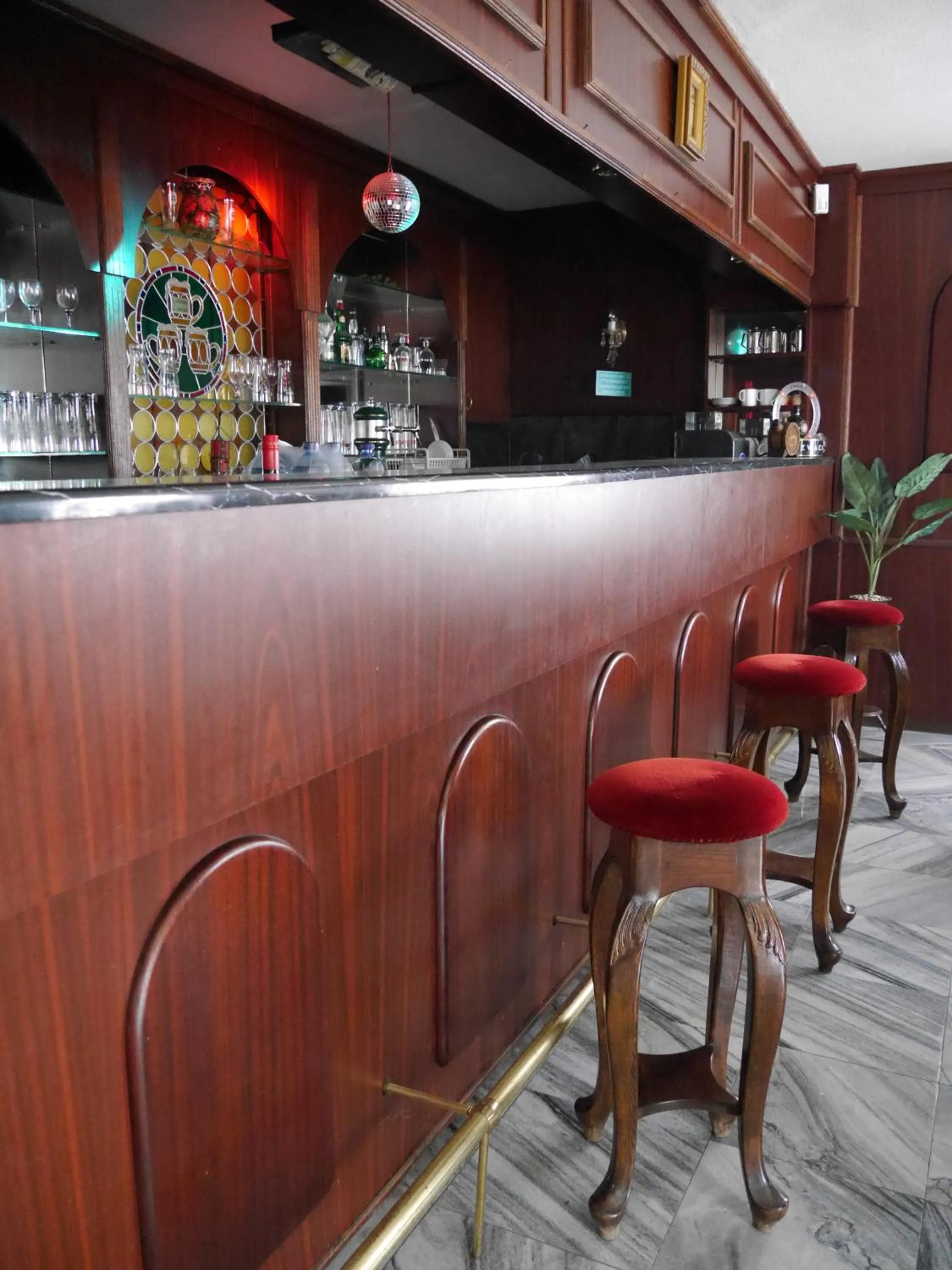 Lounge or bar in Anna Panzió & Wellness Siófok