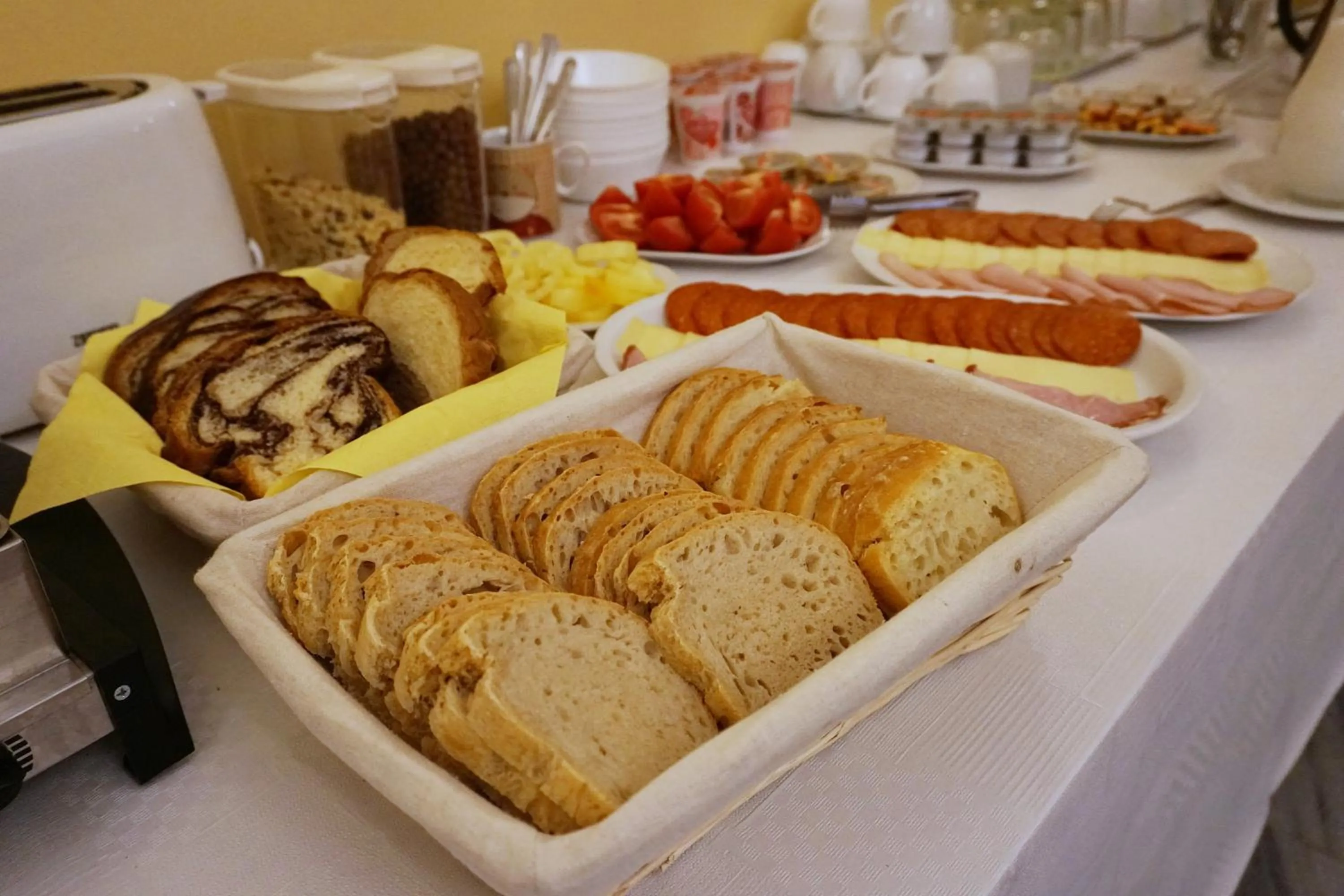 Buffet breakfast in Anna Panzió & Wellness Siófok