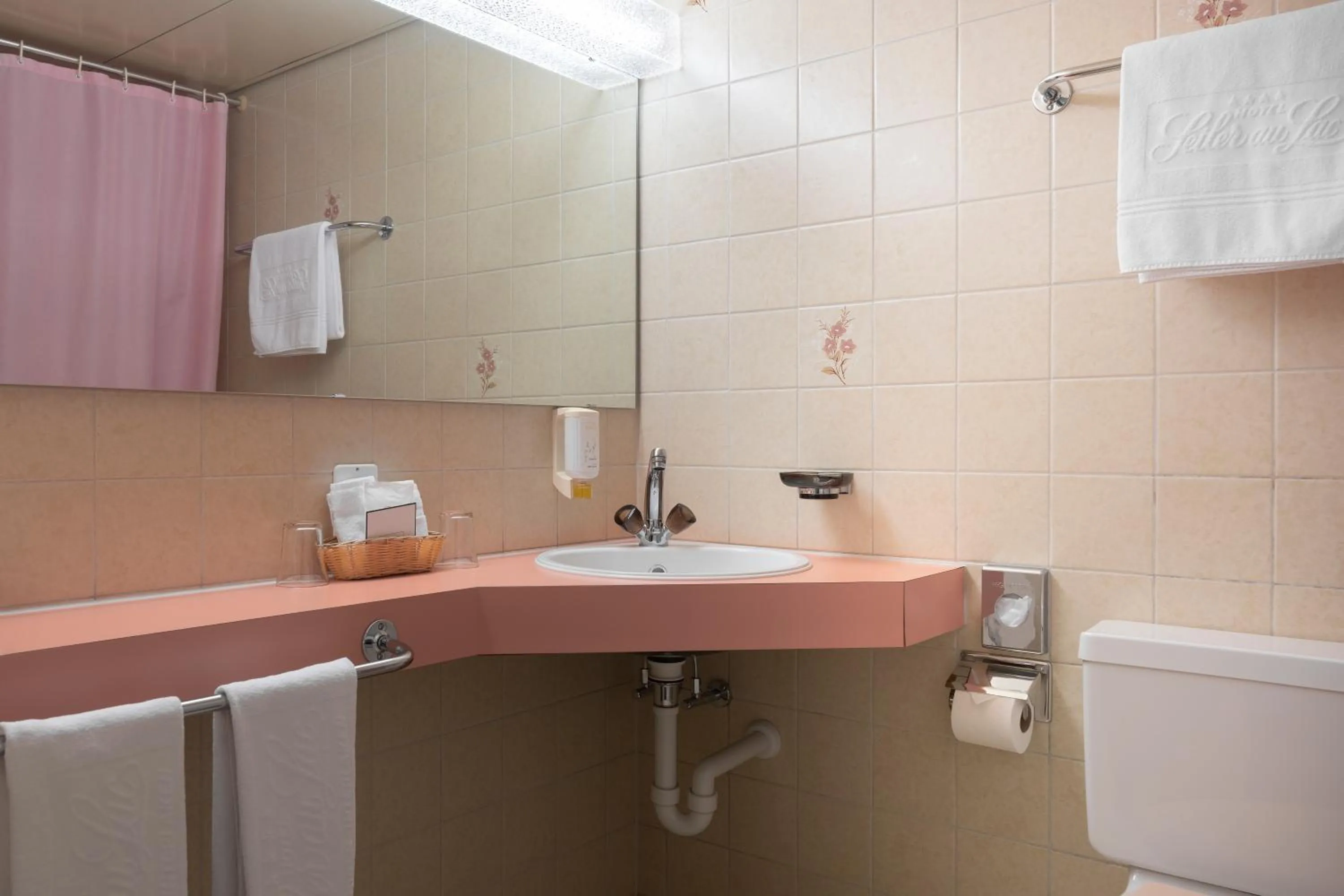 Bathroom in Seiler au Lac