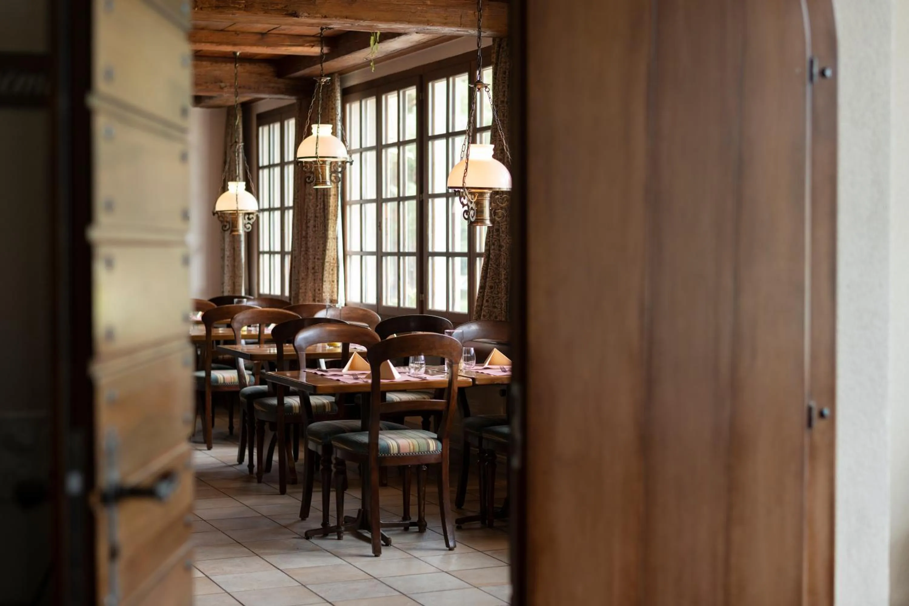 Restaurant/places to eat in Seiler au Lac