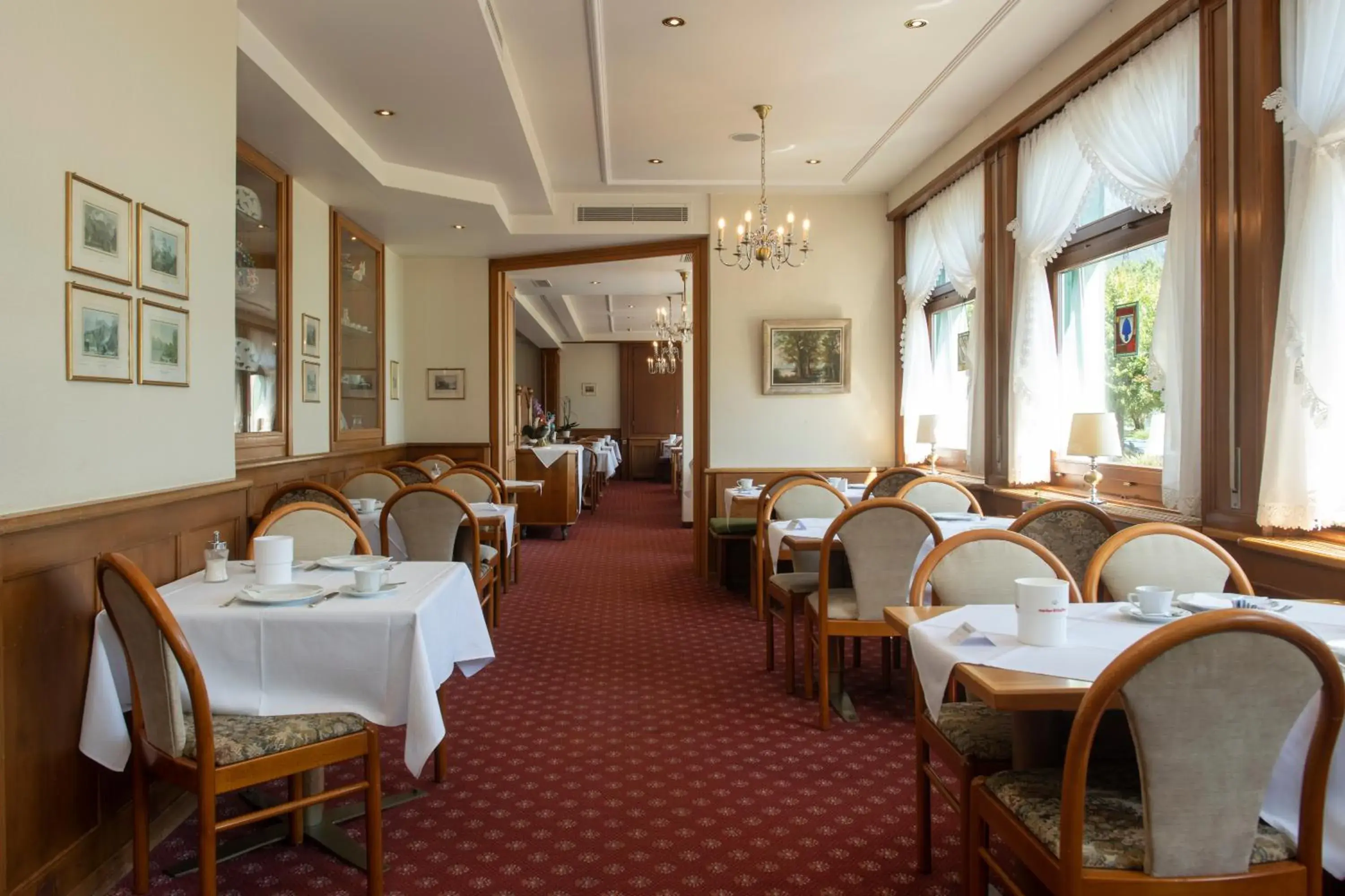 Restaurant/places to eat in Seiler au Lac Restaurant/places to eat in Seiler au Lac
