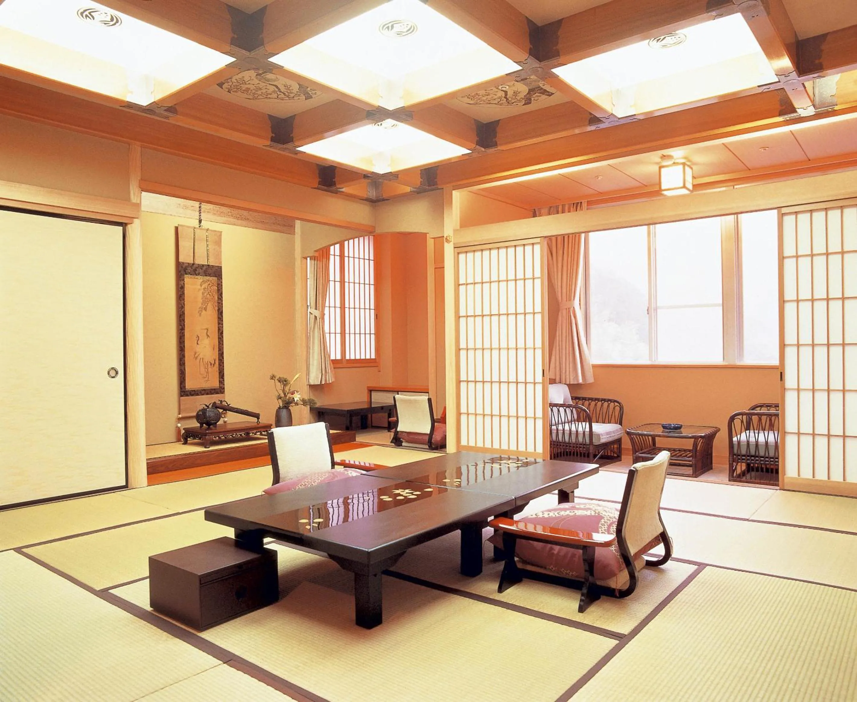 Photo of the whole room in Asanoya