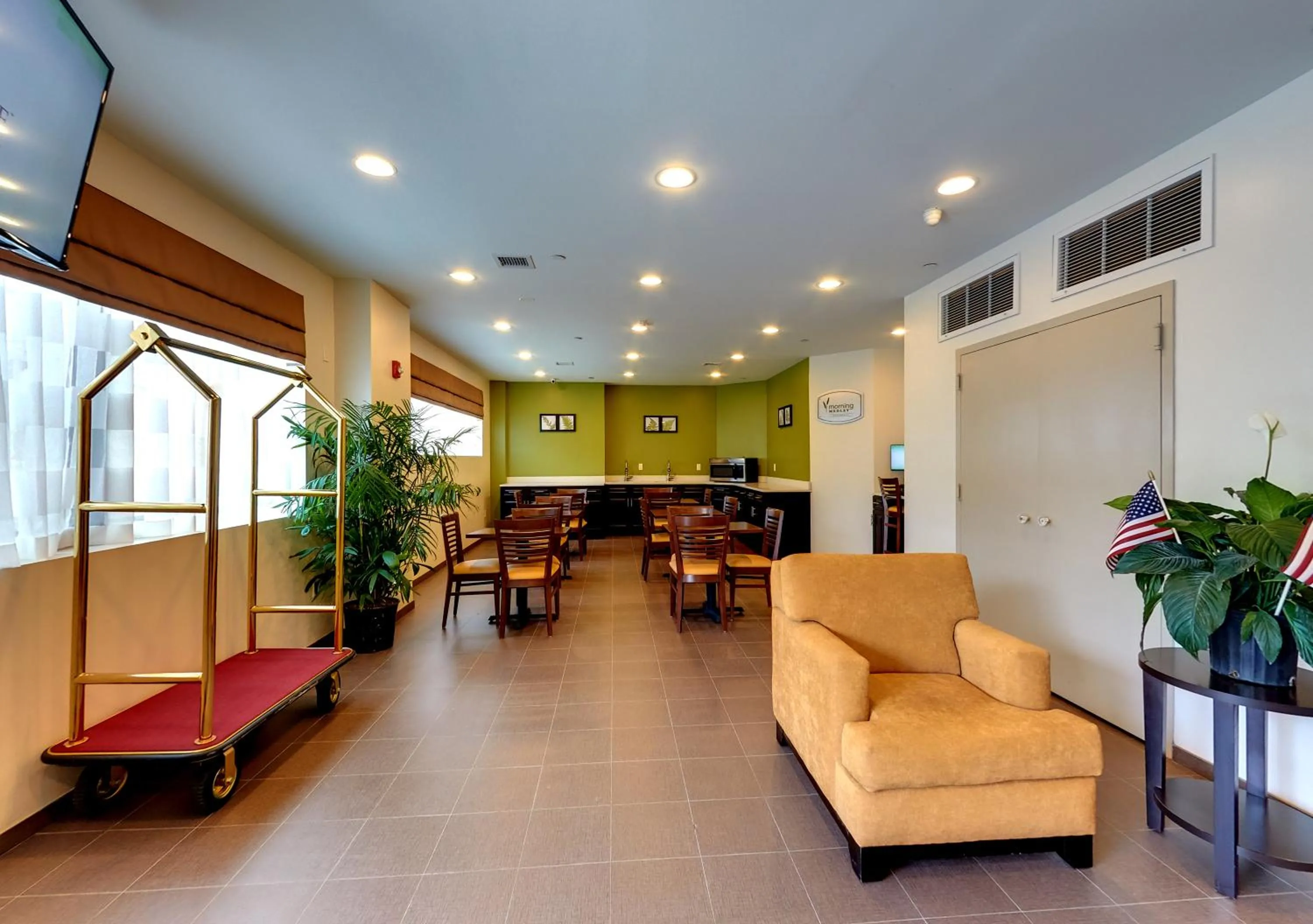 Lobby/Reception in Hillside Hotel