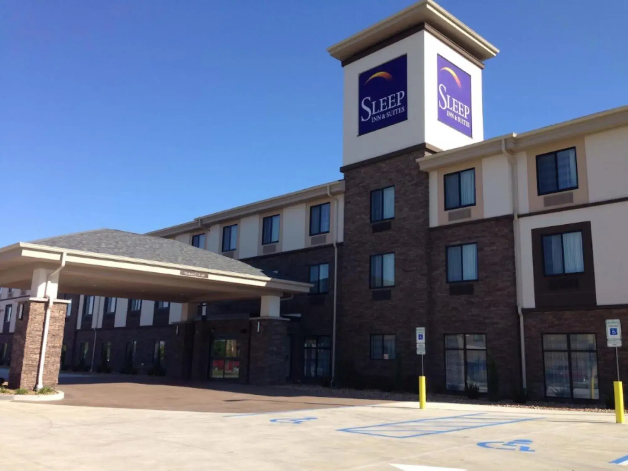 Property building in Sleep Inn & Suites O'Fallon MO - Technology Drive Property building in Sleep Inn & Suites O'Fallon MO - Technology Drive