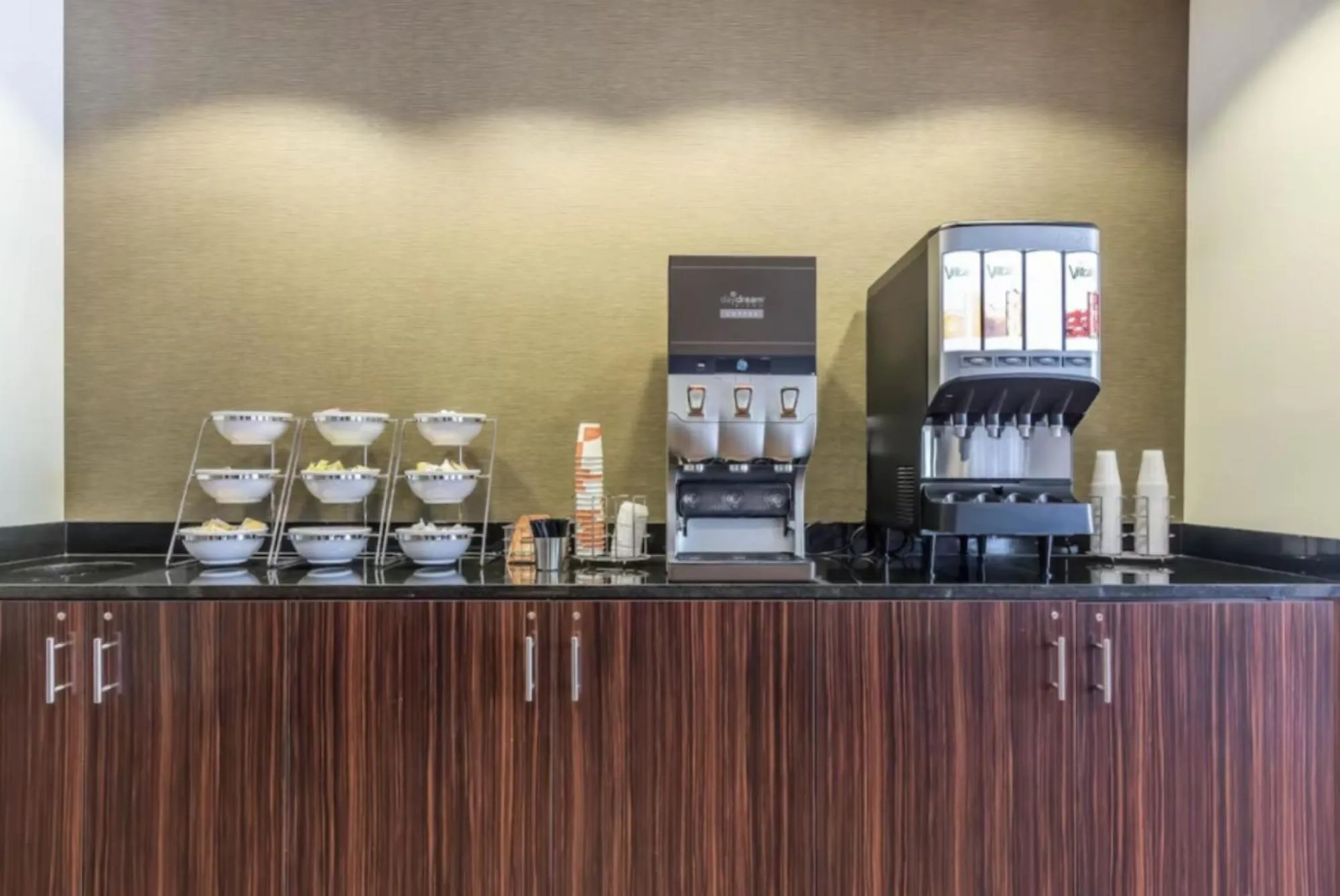 Breakfast in Sleep Inn & Suites O'Fallon MO - Technology Drive