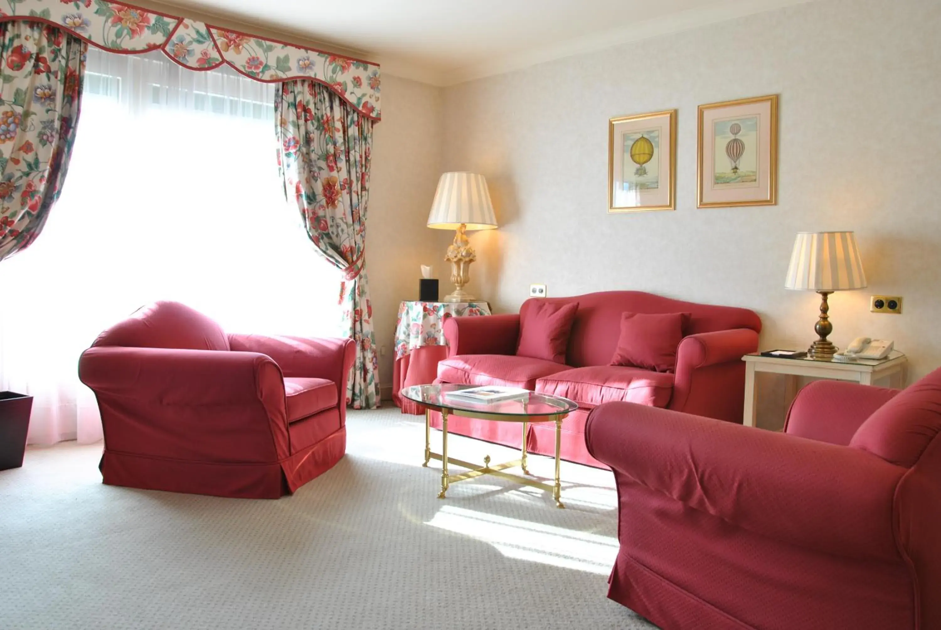 Deluxe Golf Suite in Grand Hôtel du Golf & Palace Deluxe Golf Suite in Grand Hôtel du Golf & Palace