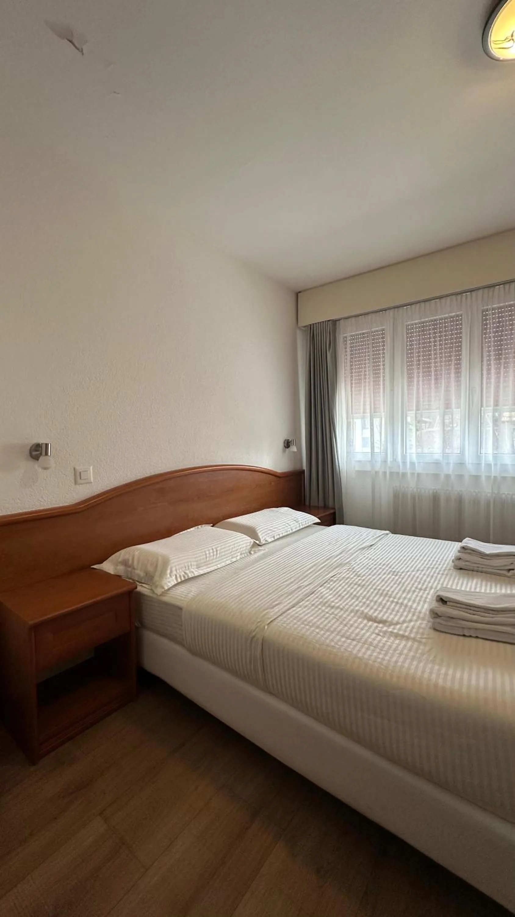 Bed in Hotel Du Quai