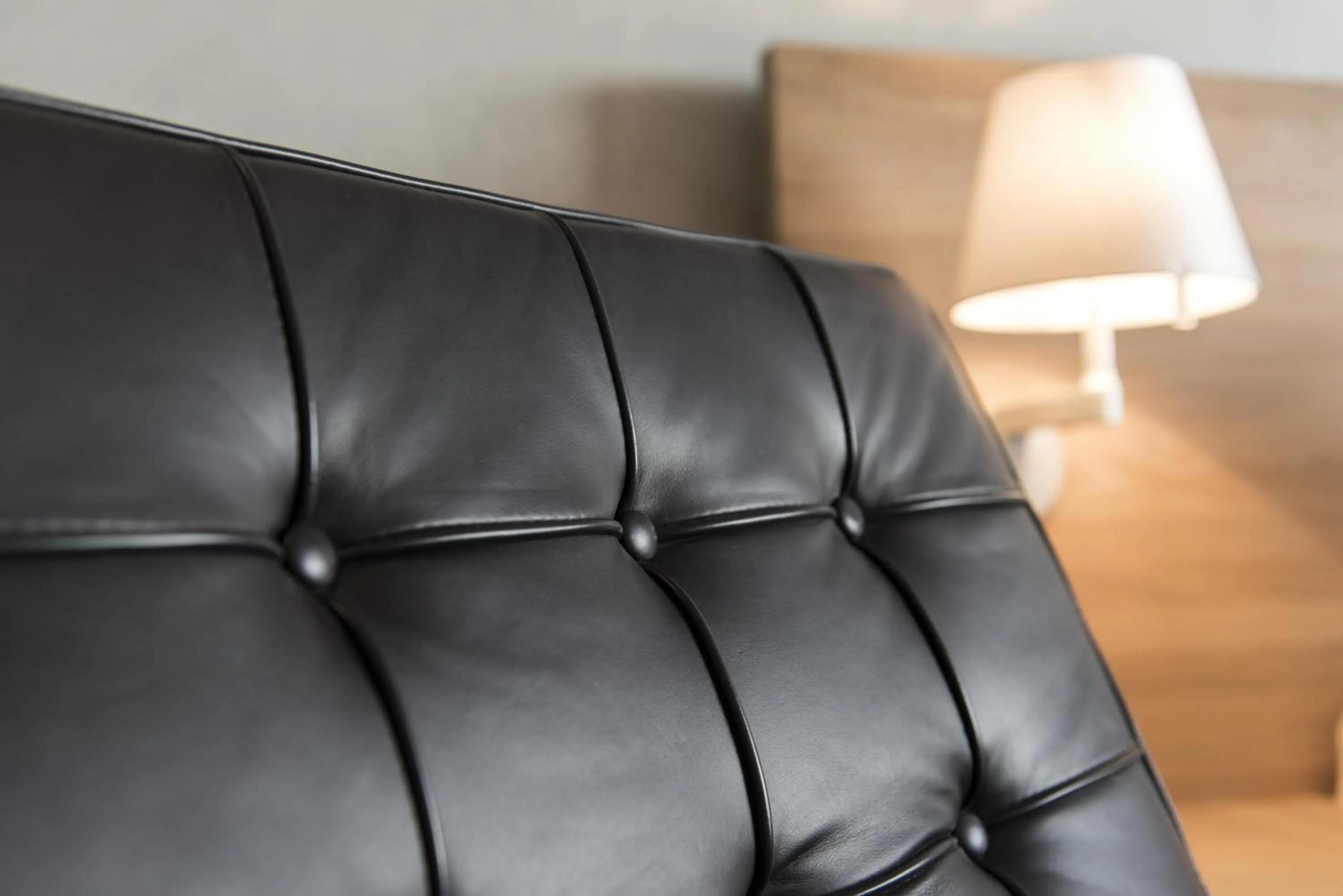 Bedroom in Hotel des Alpes