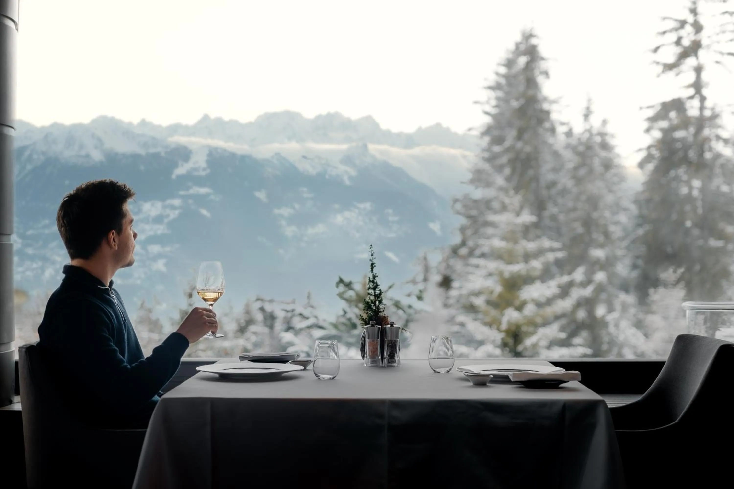 Restaurant/places to eat in LeCrans