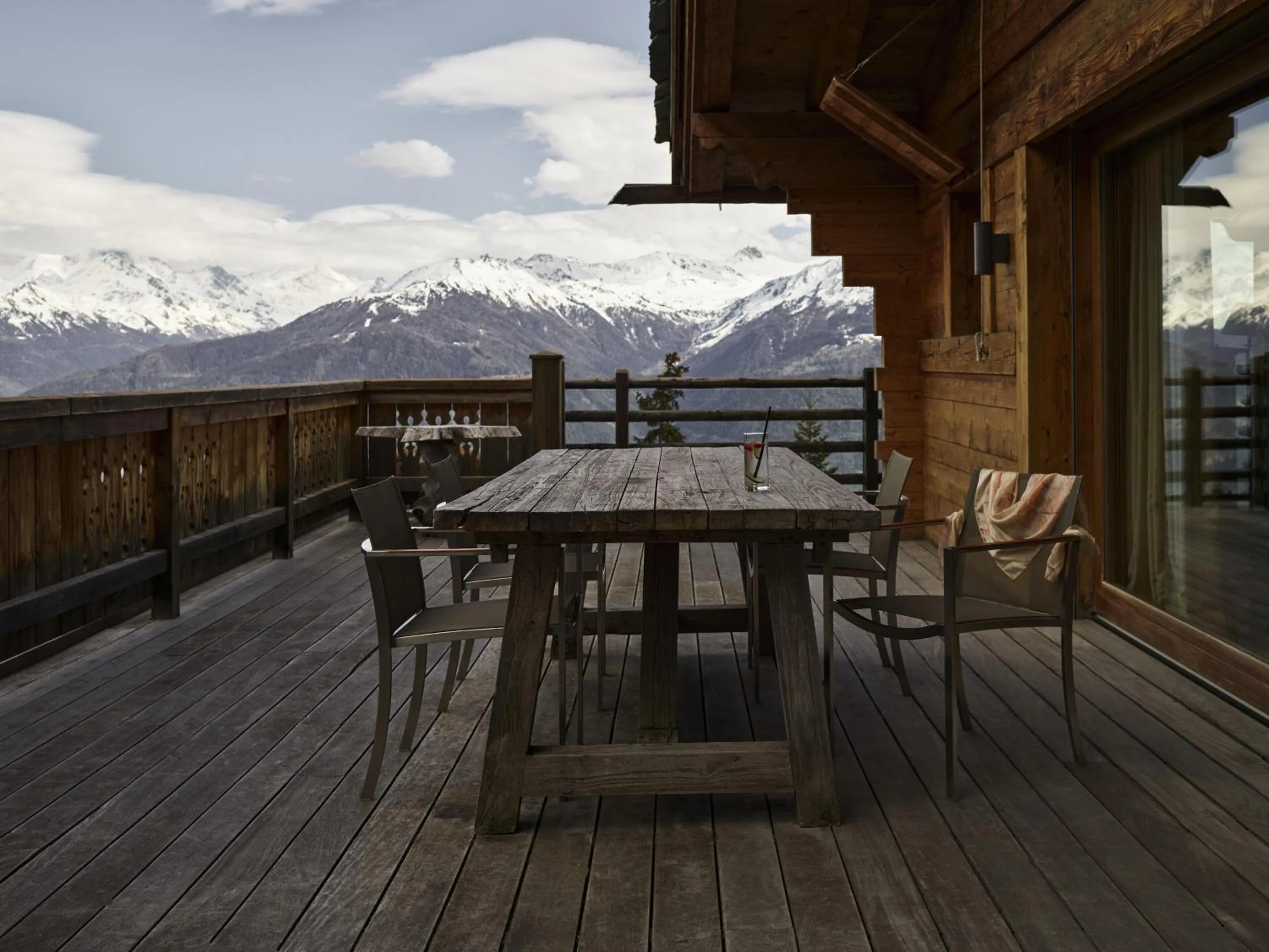 Balcony/Terrace in LeCrans