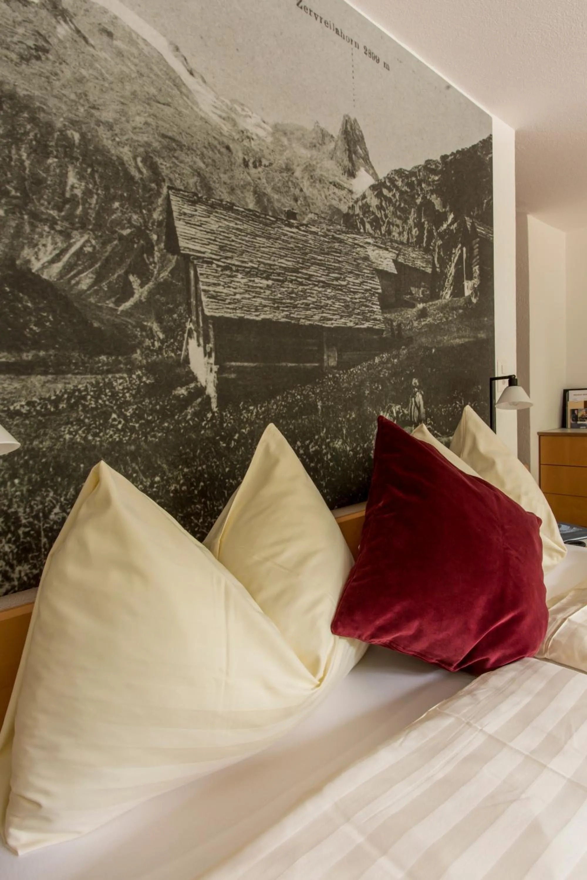 Bed in Hotel Rovanada Wellness & BergNatur