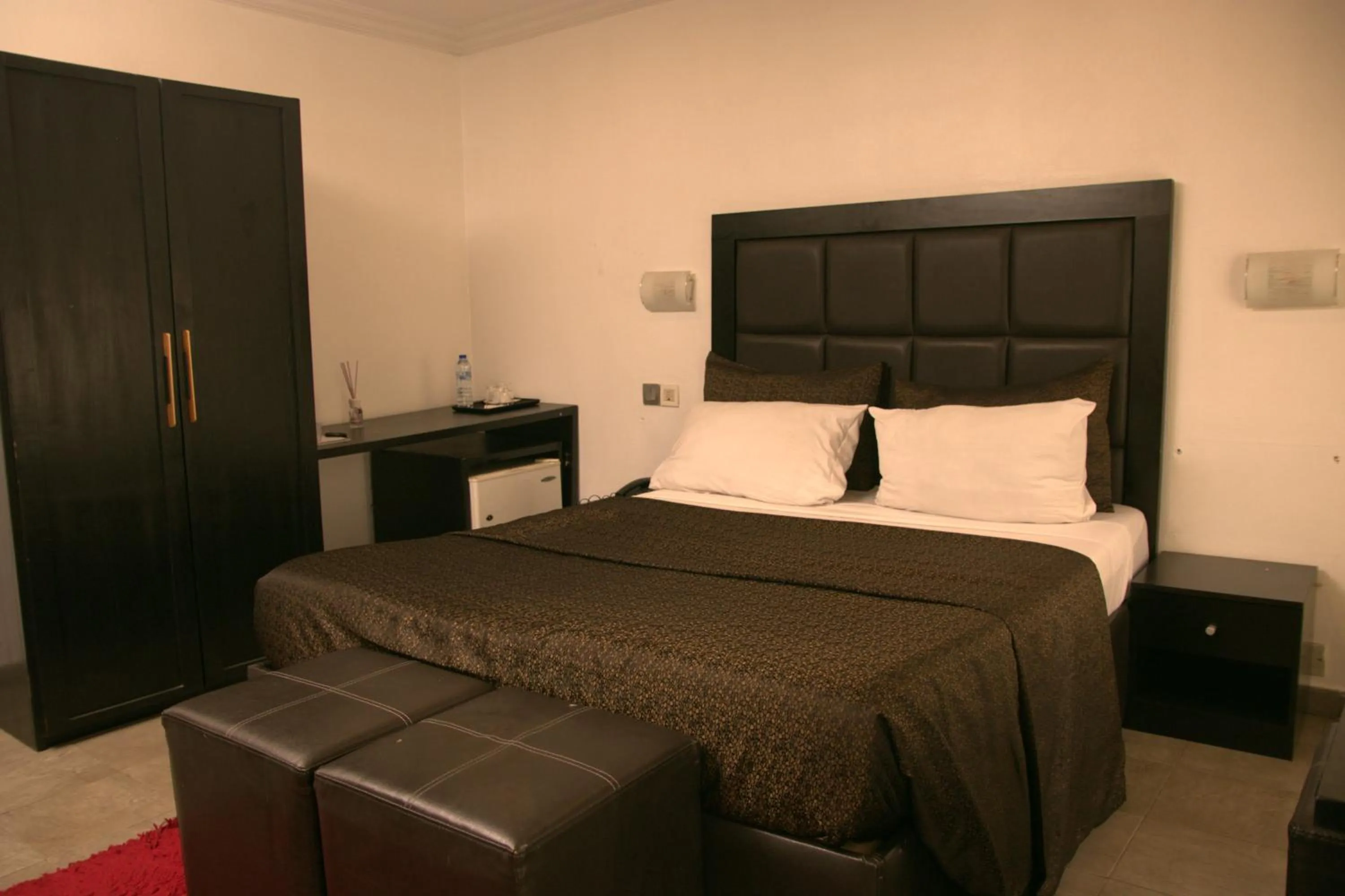 Bed in Angel Hotel