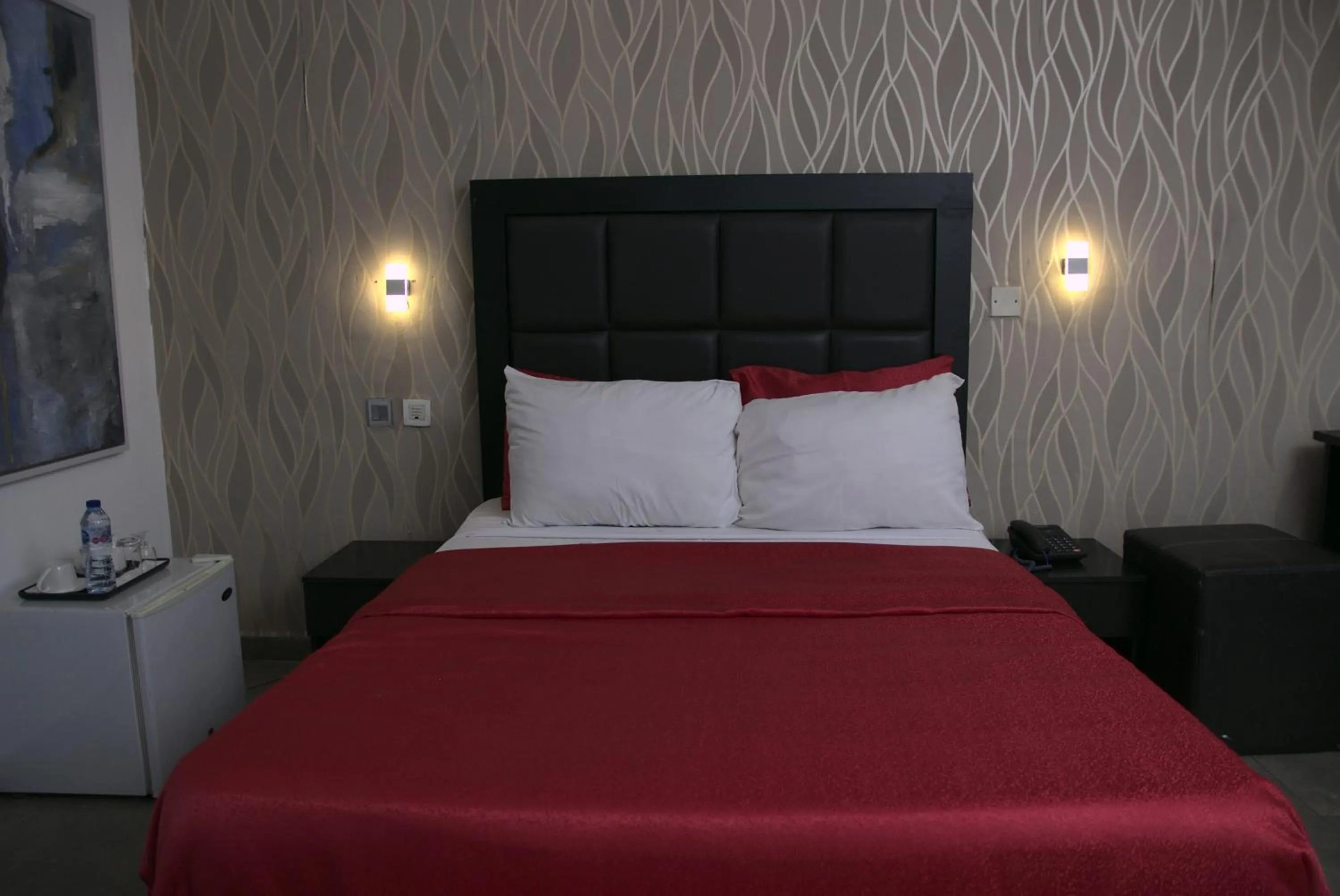 Bed in Angel Hotel