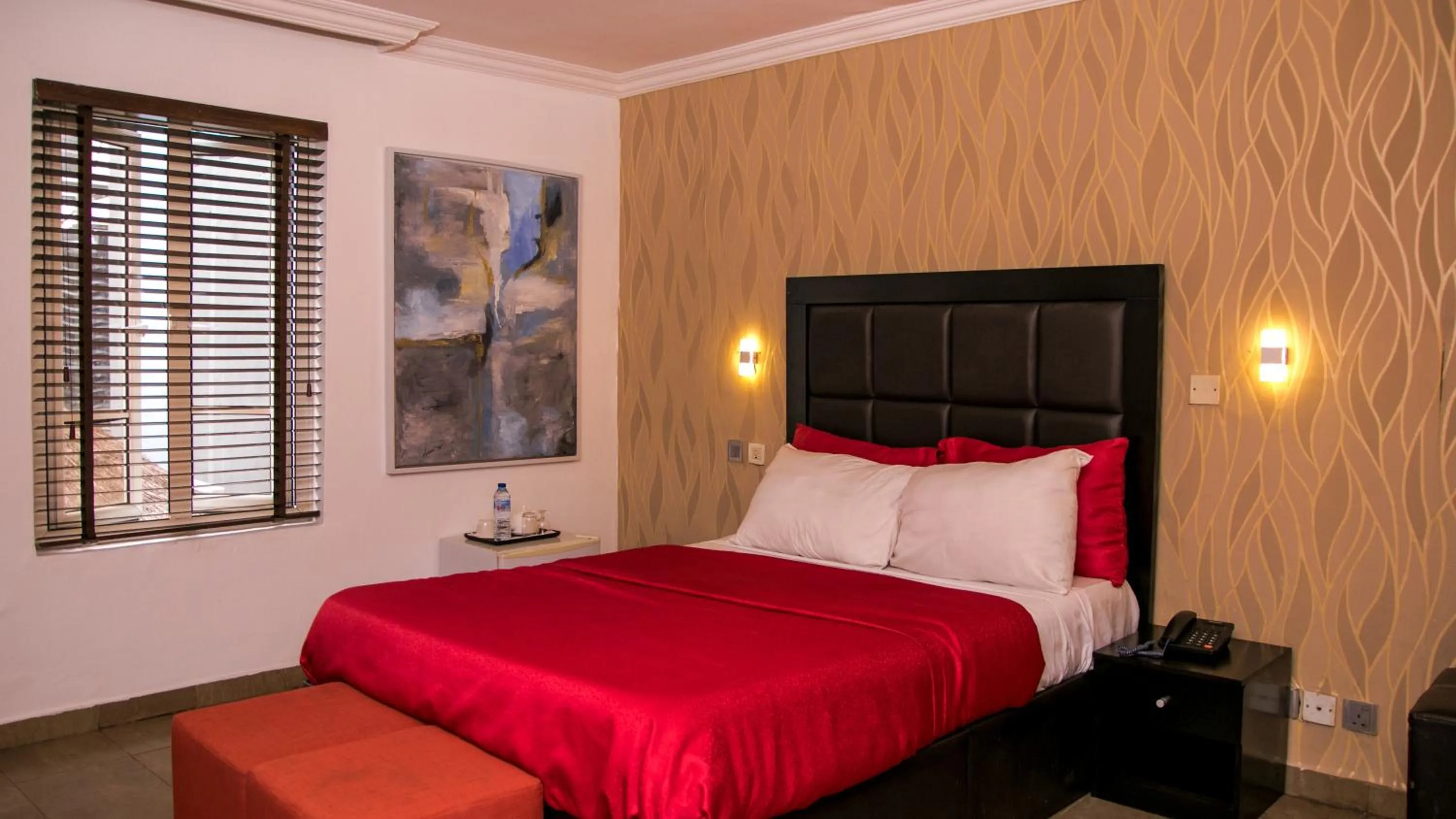 Bed in Angel Hotel