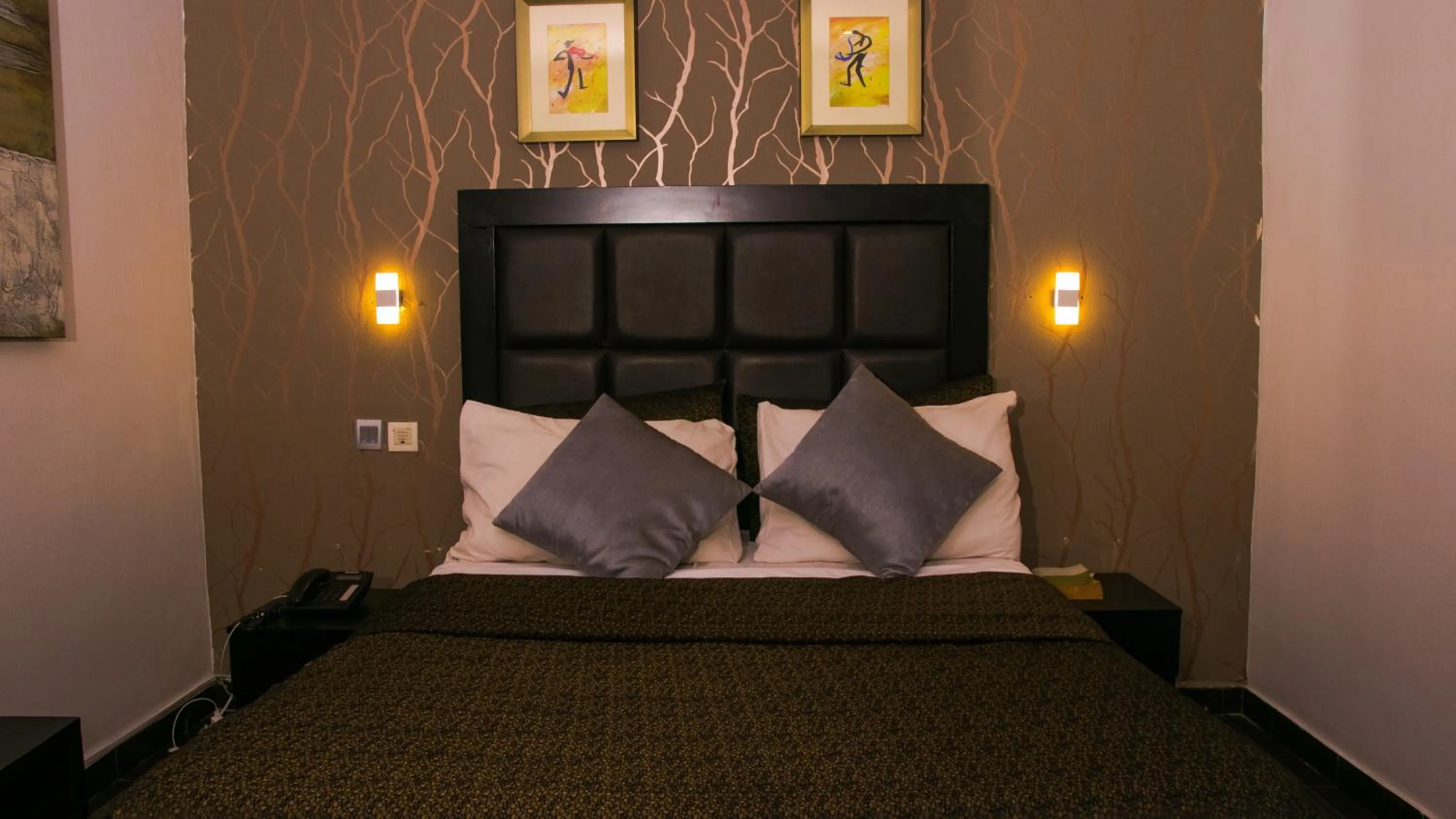 Bed in Angel Hotel
