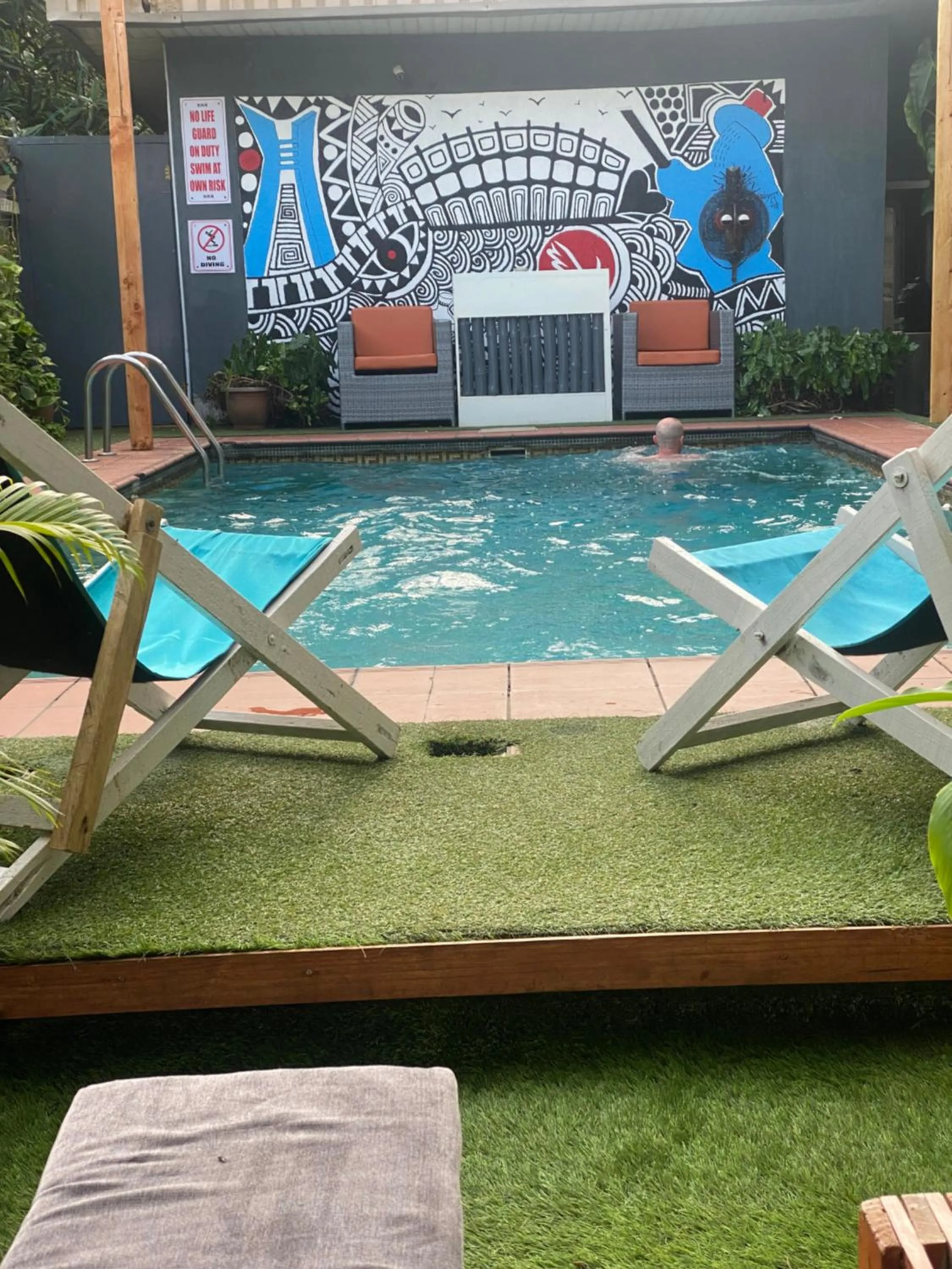Swimming pool in Angel Hotel